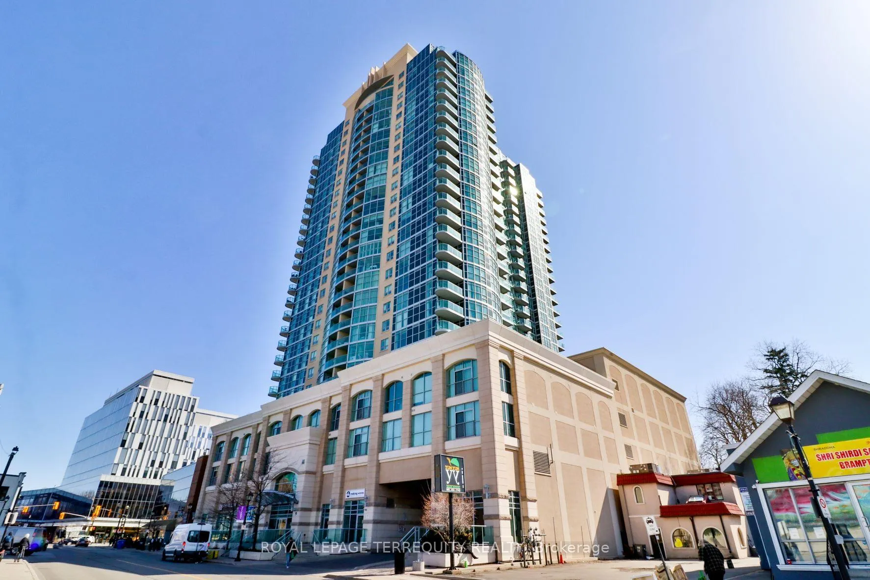 Front of Unit 1203, 9 George Street N