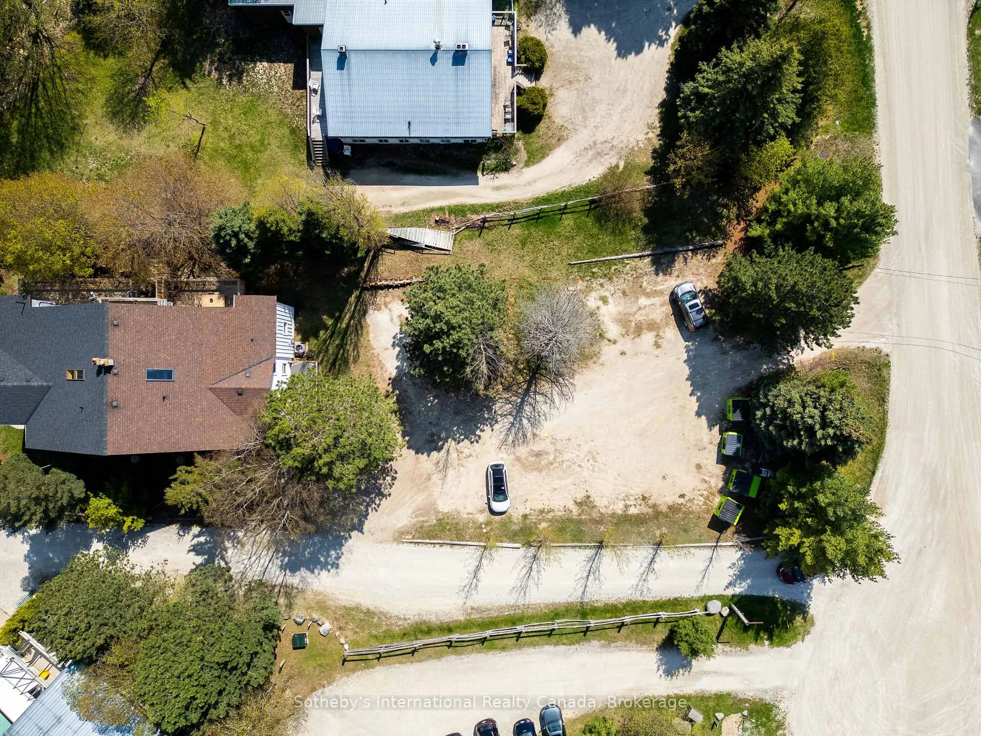 Photo 11 of 210 Arlberg Crescent, Blue Mountains — HOMEH
