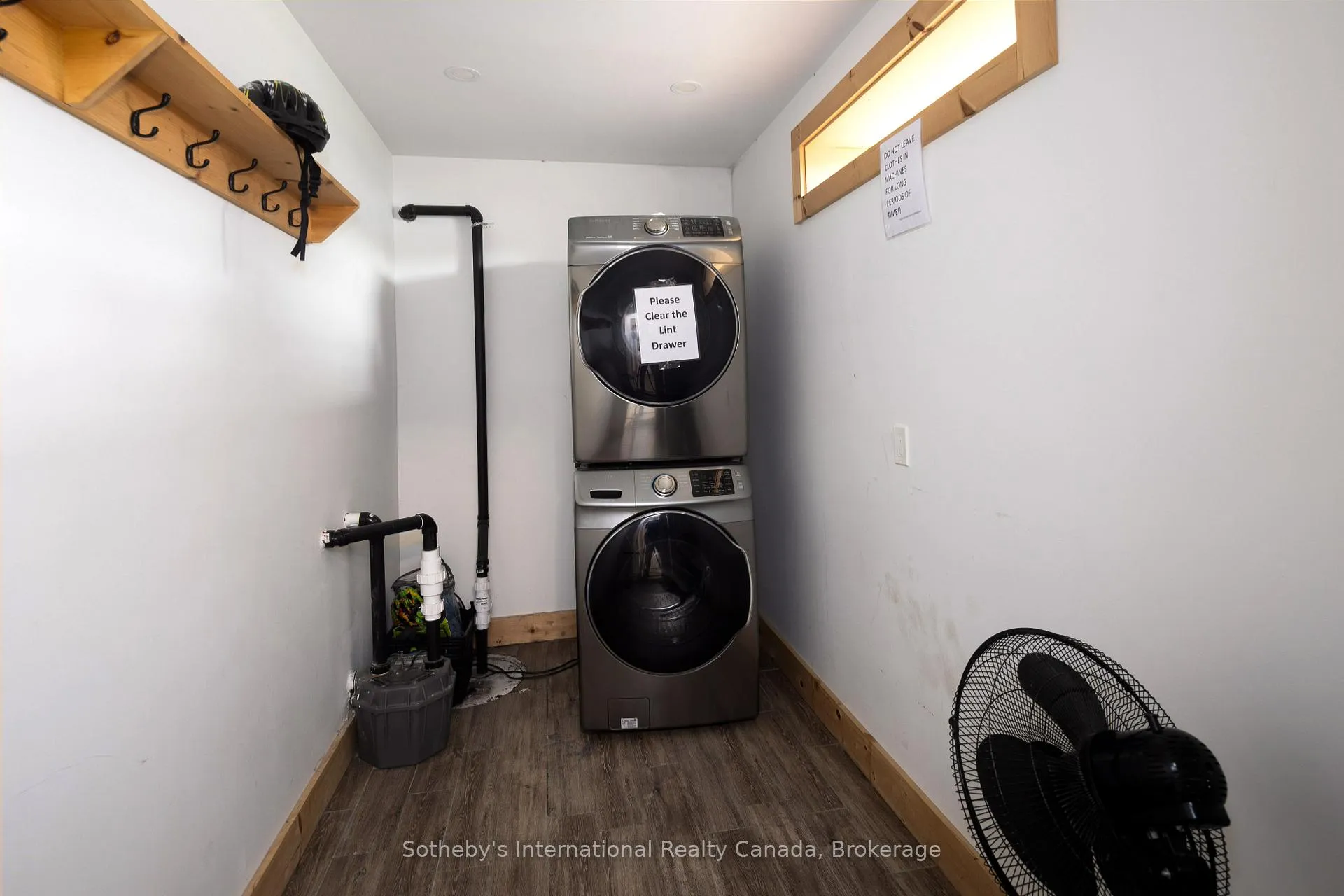 Photo 28 of 210 Arlberg Crescent, Blue Mountains — HOMEH