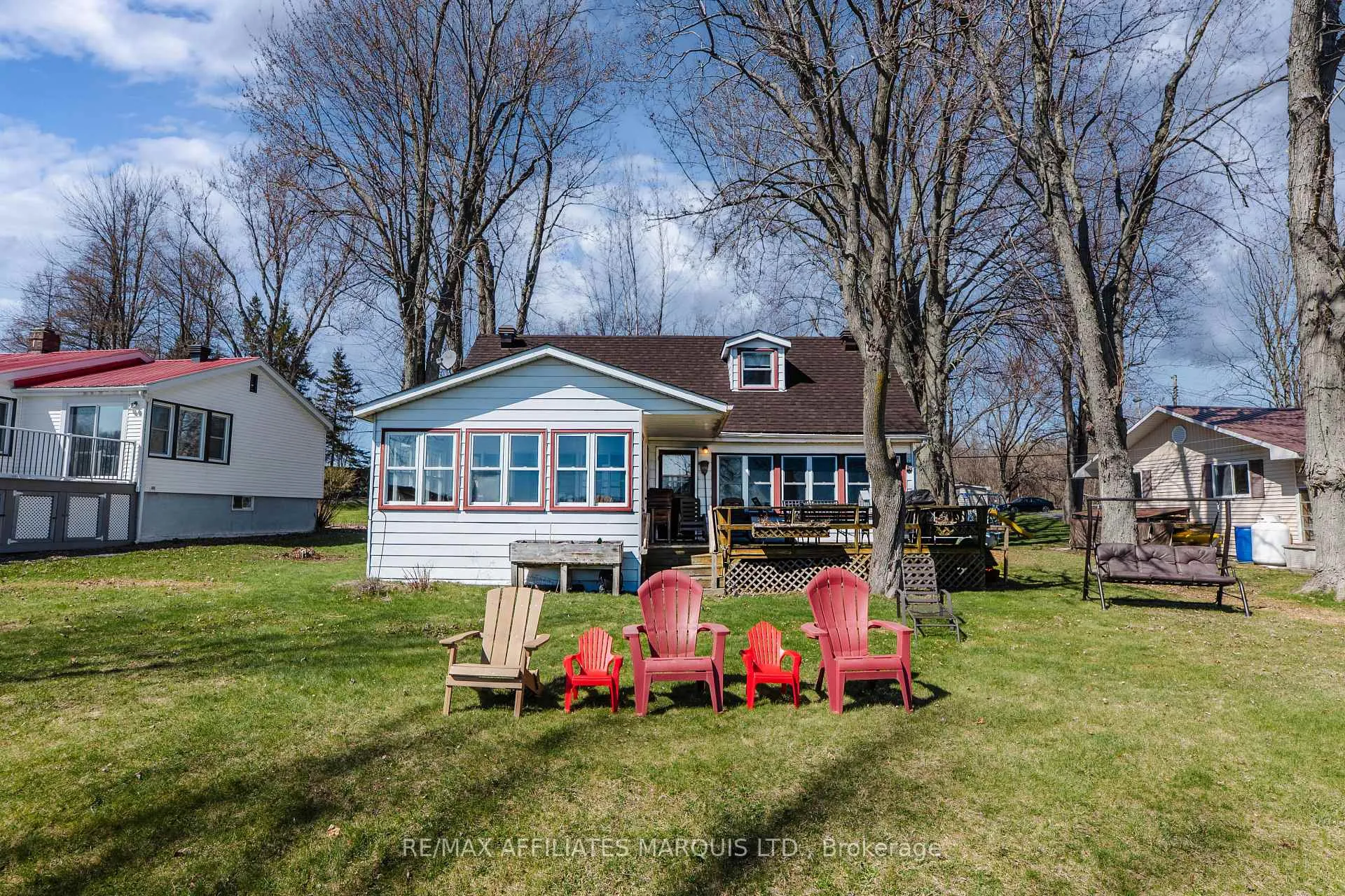 Photo 1 of 11 Hamilton Island Road, South Glengarry, South Glengarry (Charlottenburgh) Twp — HOMEH