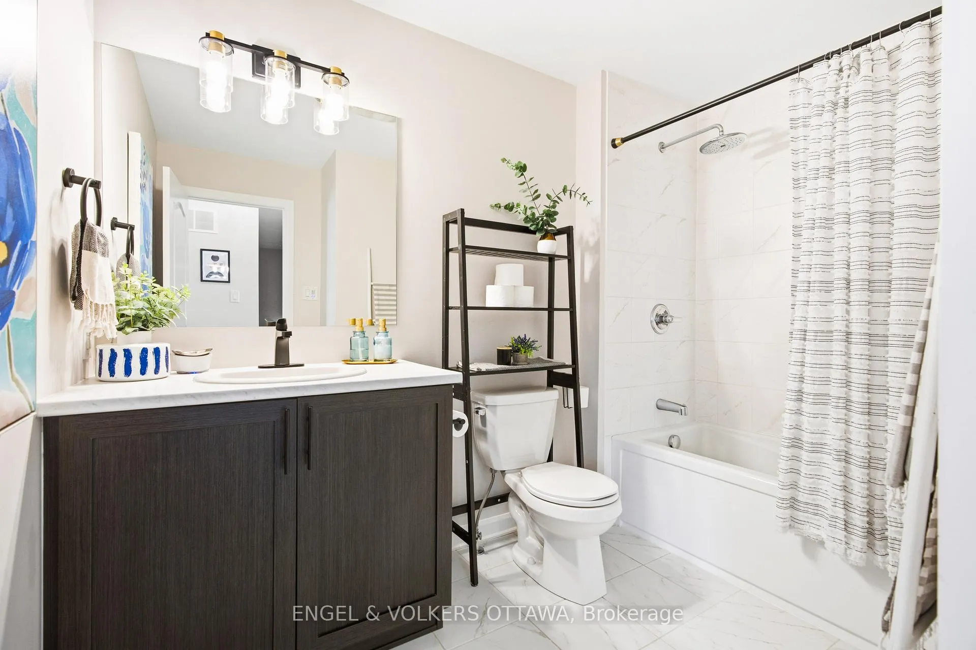 Photo 34 of 207 Argonaut Circle, Ottawa, Chapel Hill South - Orleans Village — HOMEH