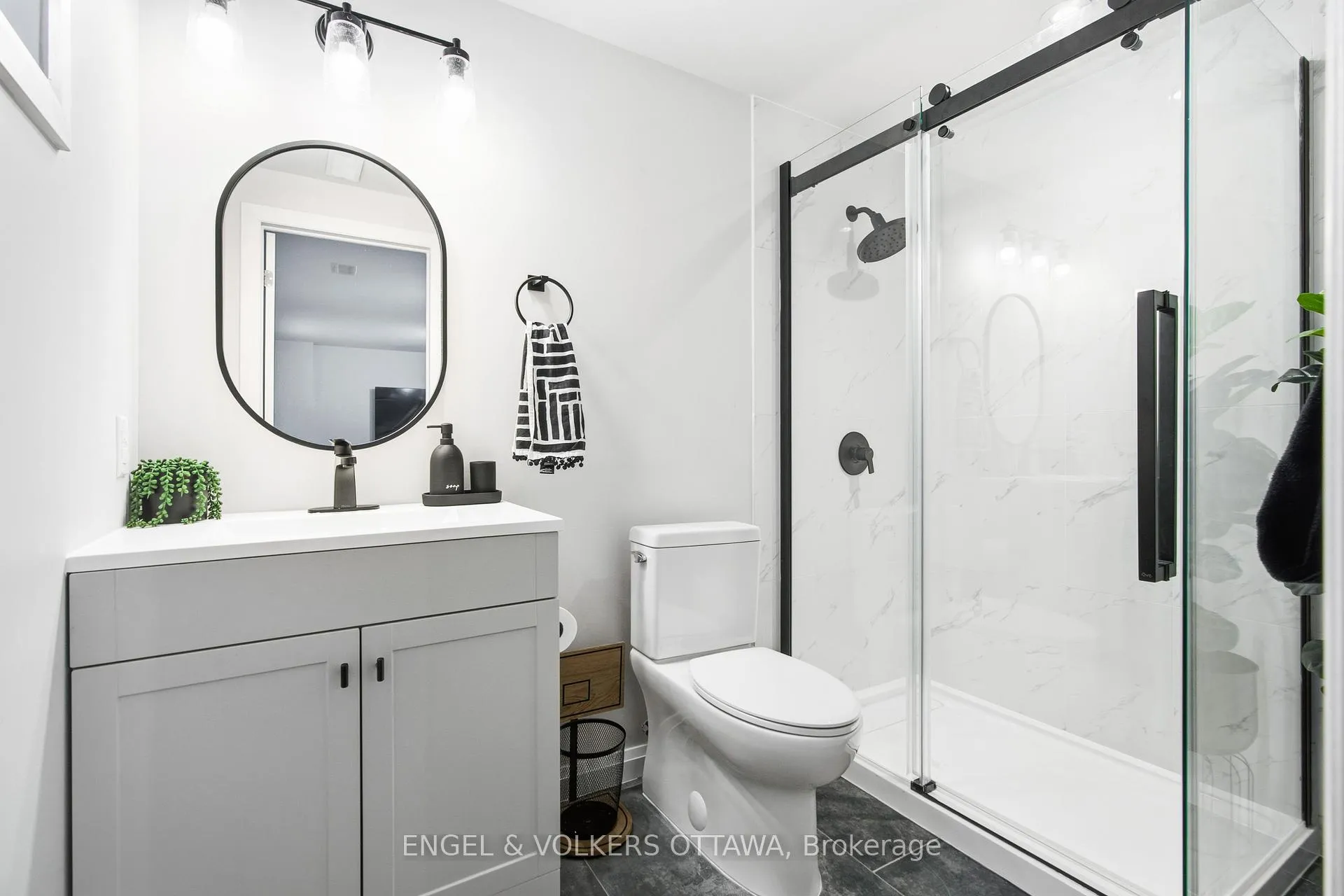 Photo 46 of 207 Argonaut Circle, Ottawa, Chapel Hill South - Orleans Village — HOMEH