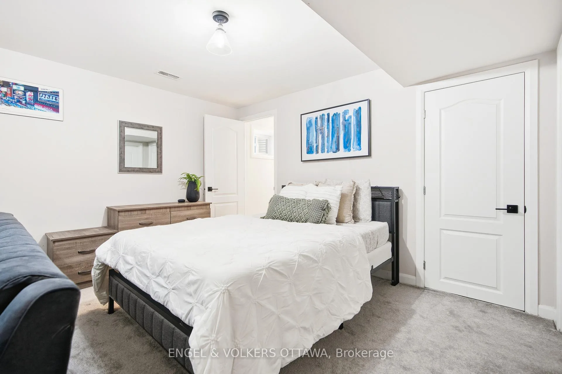 Photo 47 of 207 Argonaut Circle, Ottawa, Chapel Hill South - Orleans Village — HOMEH