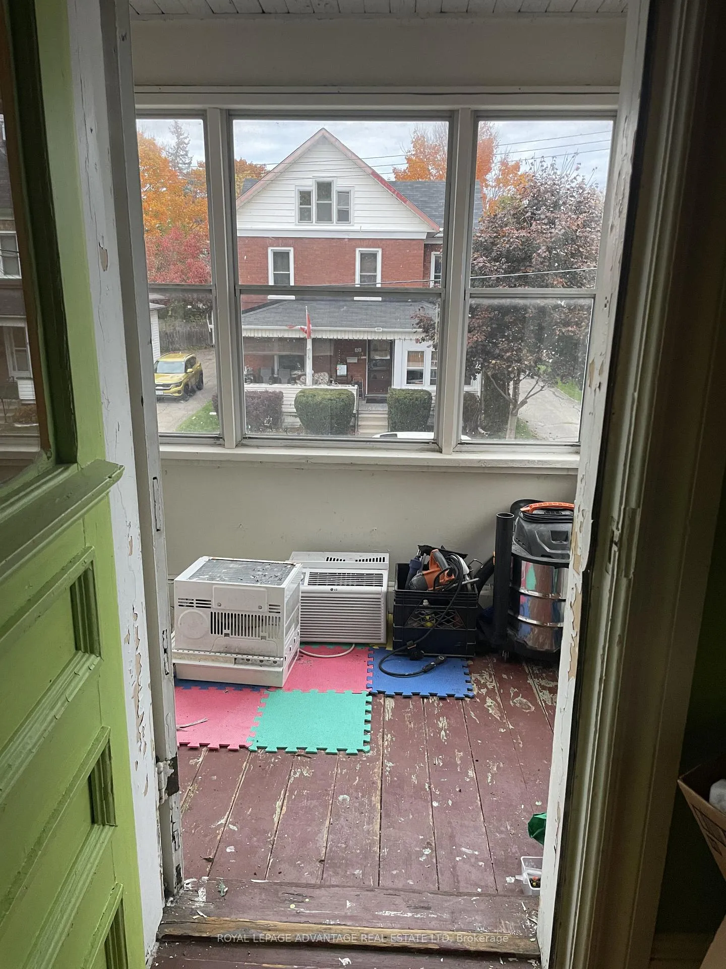 Photo 10 of 28 Mcewen Avenue, Smiths Falls — HOMEH