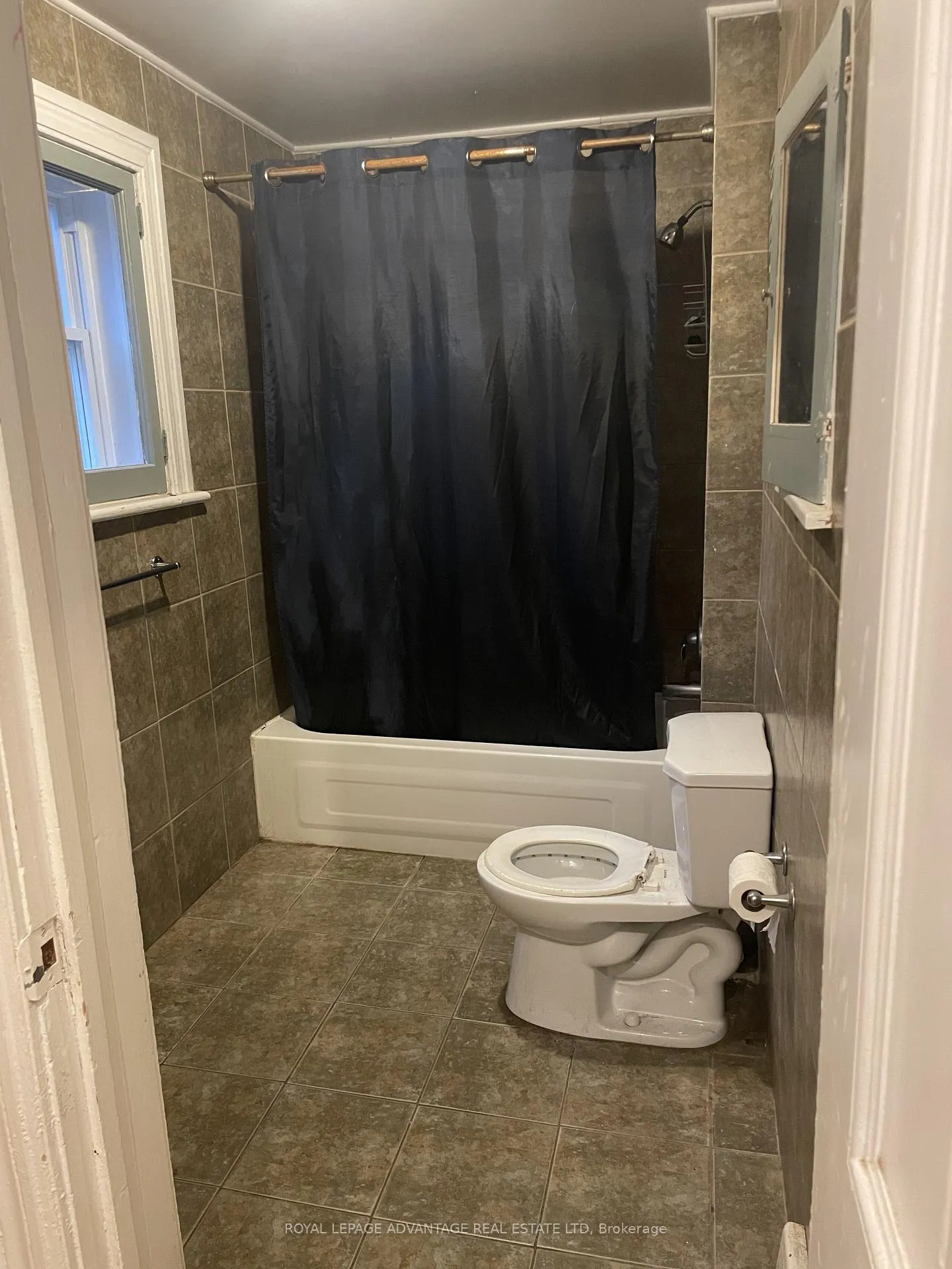 Photo 12 of 28 Mcewen Avenue, Smiths Falls — HOMEH