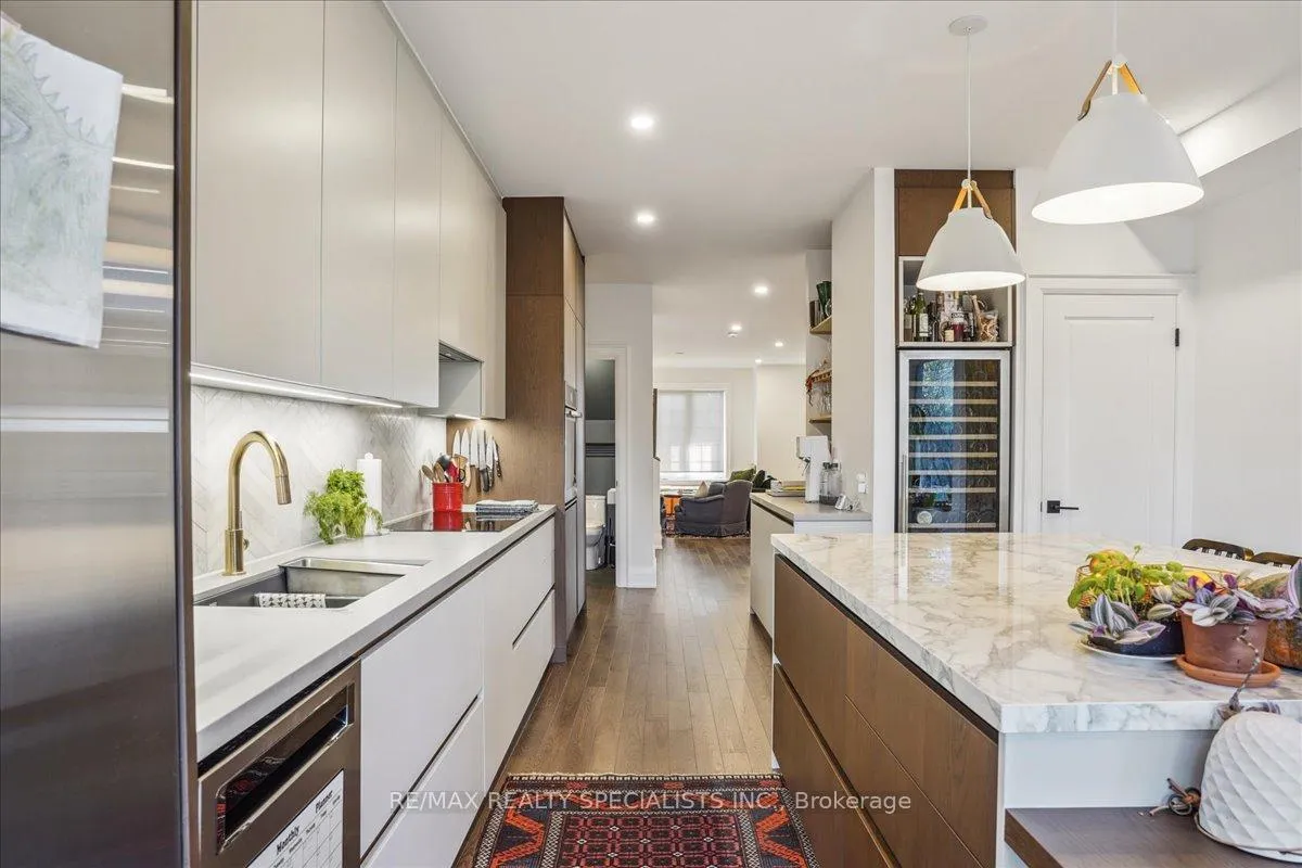 Photo 8 of 128 Riverdale Avenue, Toronto, North Riverdale — HOMEH