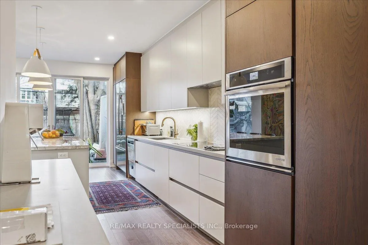 Photo 11 of 128 Riverdale Avenue, Toronto, North Riverdale — HOMEH