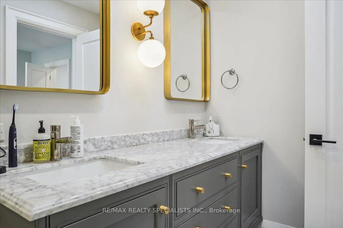 Photo 15 of 128 Riverdale Avenue, Toronto, North Riverdale — HOMEH