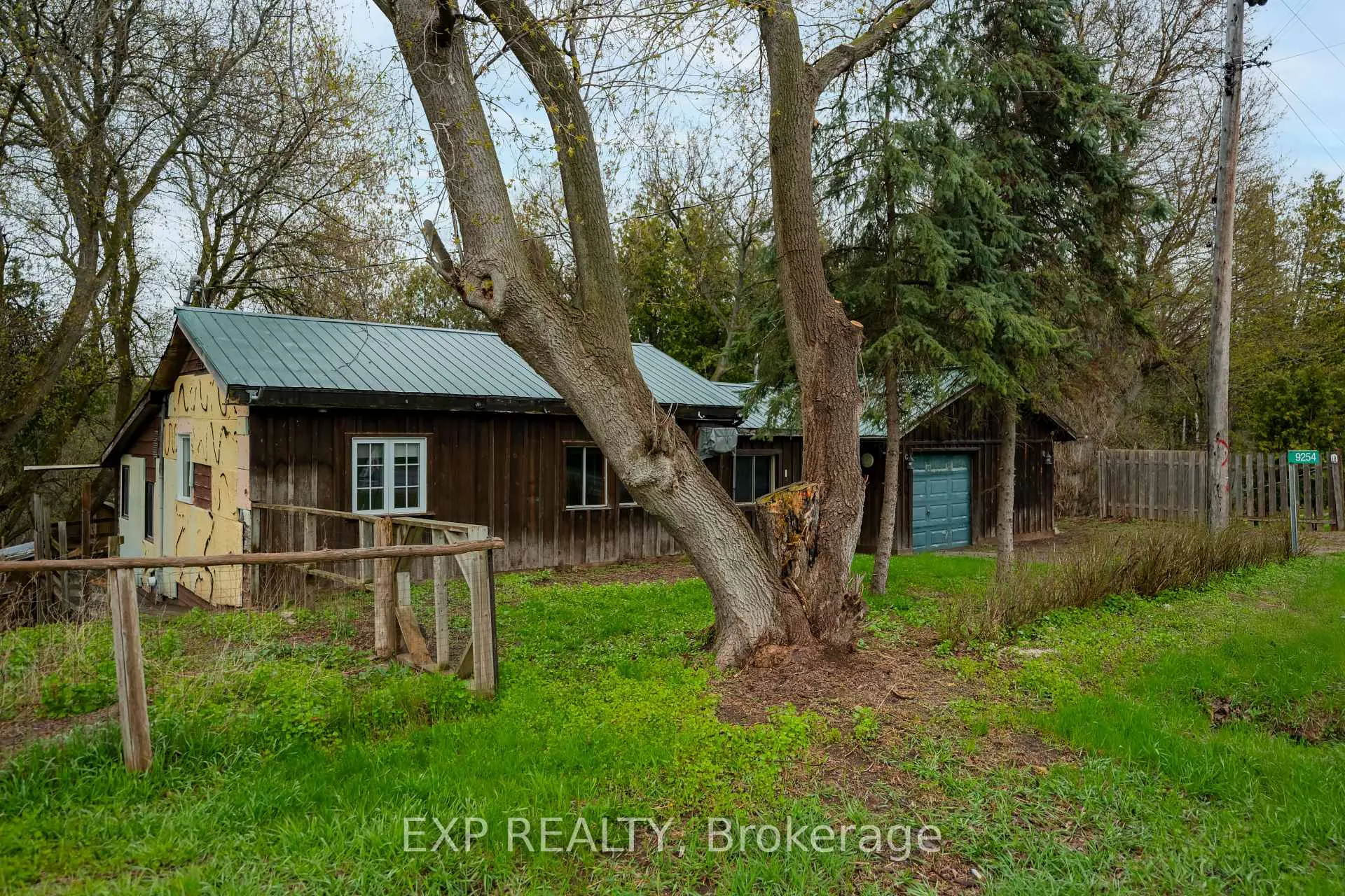 Photo 13 of 9254 County 1, Adjala-Tosorontio, Hockley — HOMEH