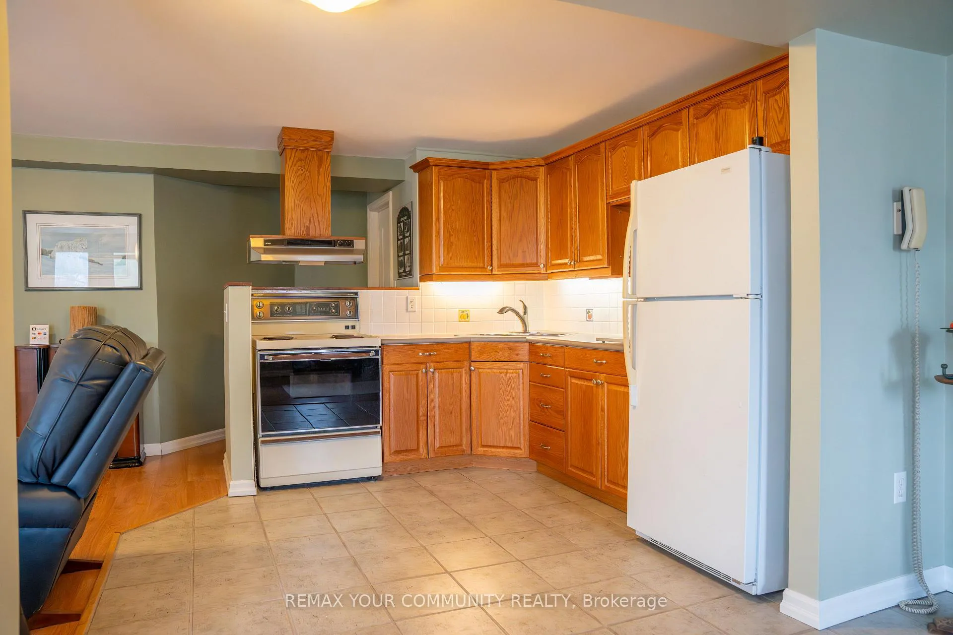 Photo 29 of 13 Foxbury Place, Caledon, Bolton North — HOMEH