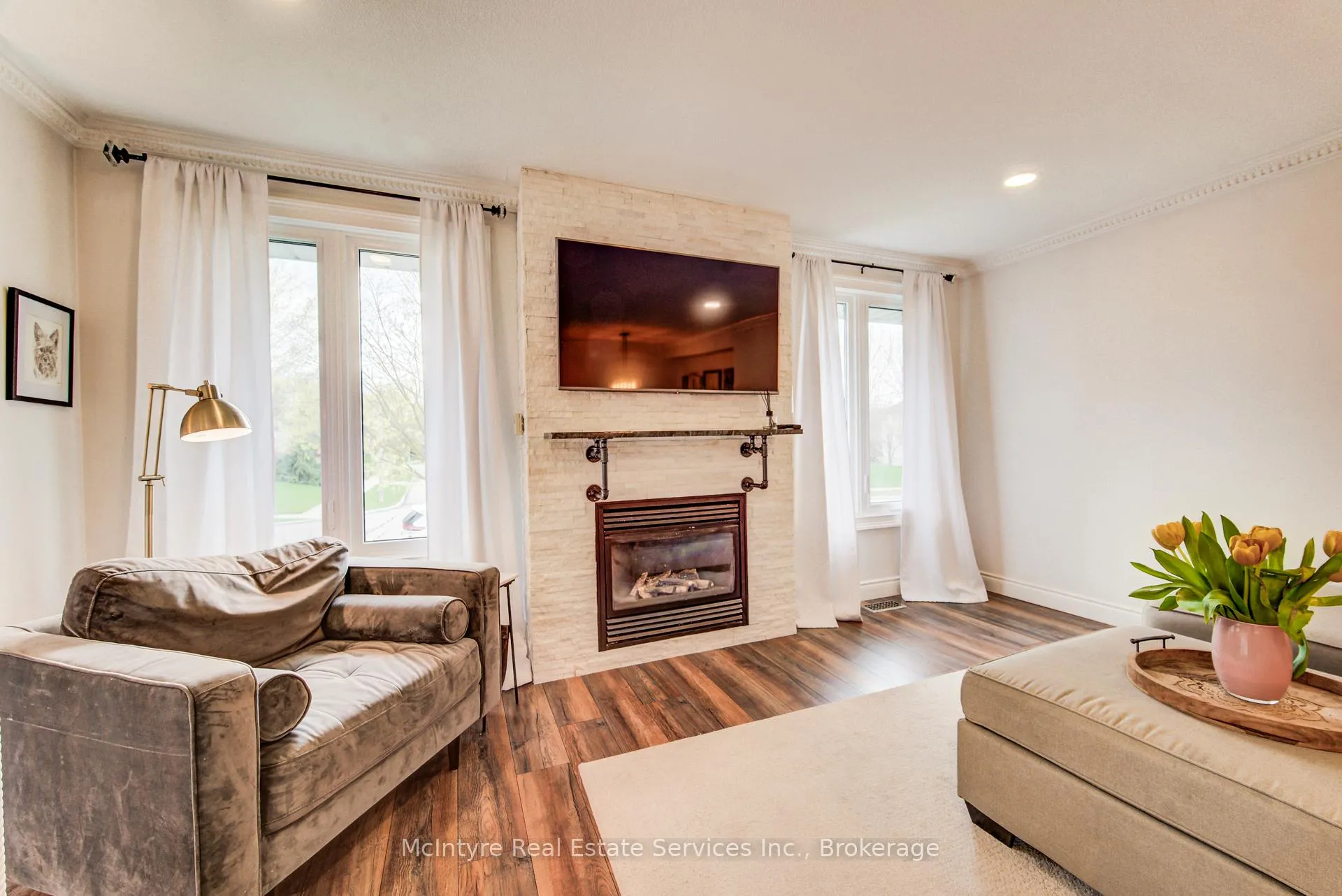 Photo 9 of 350 Auburn Drive, Waterloo — HOMEH
