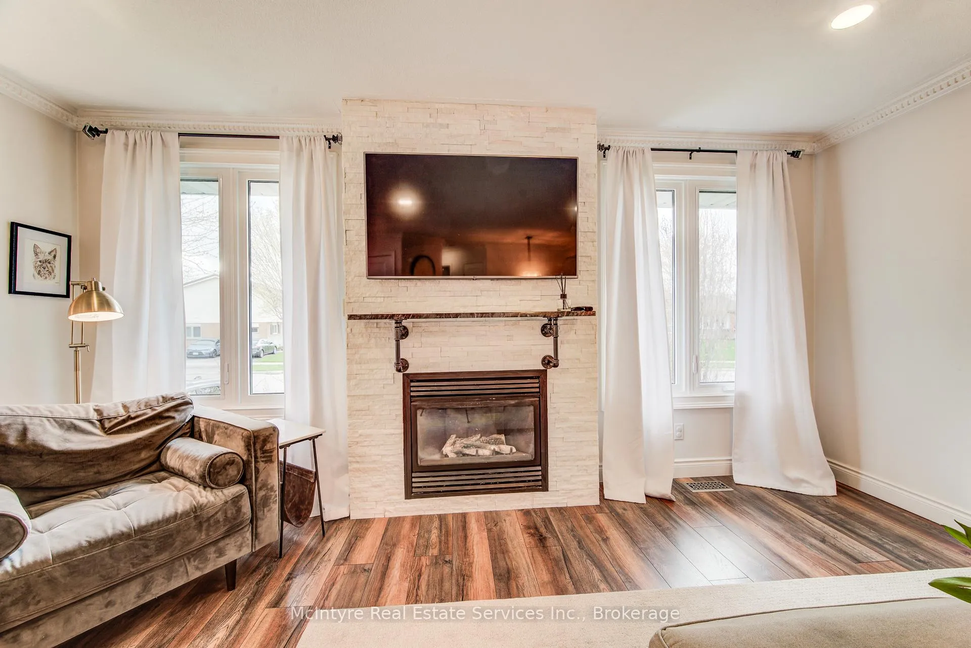 Photo 11 of 350 Auburn Drive, Waterloo — HOMEH