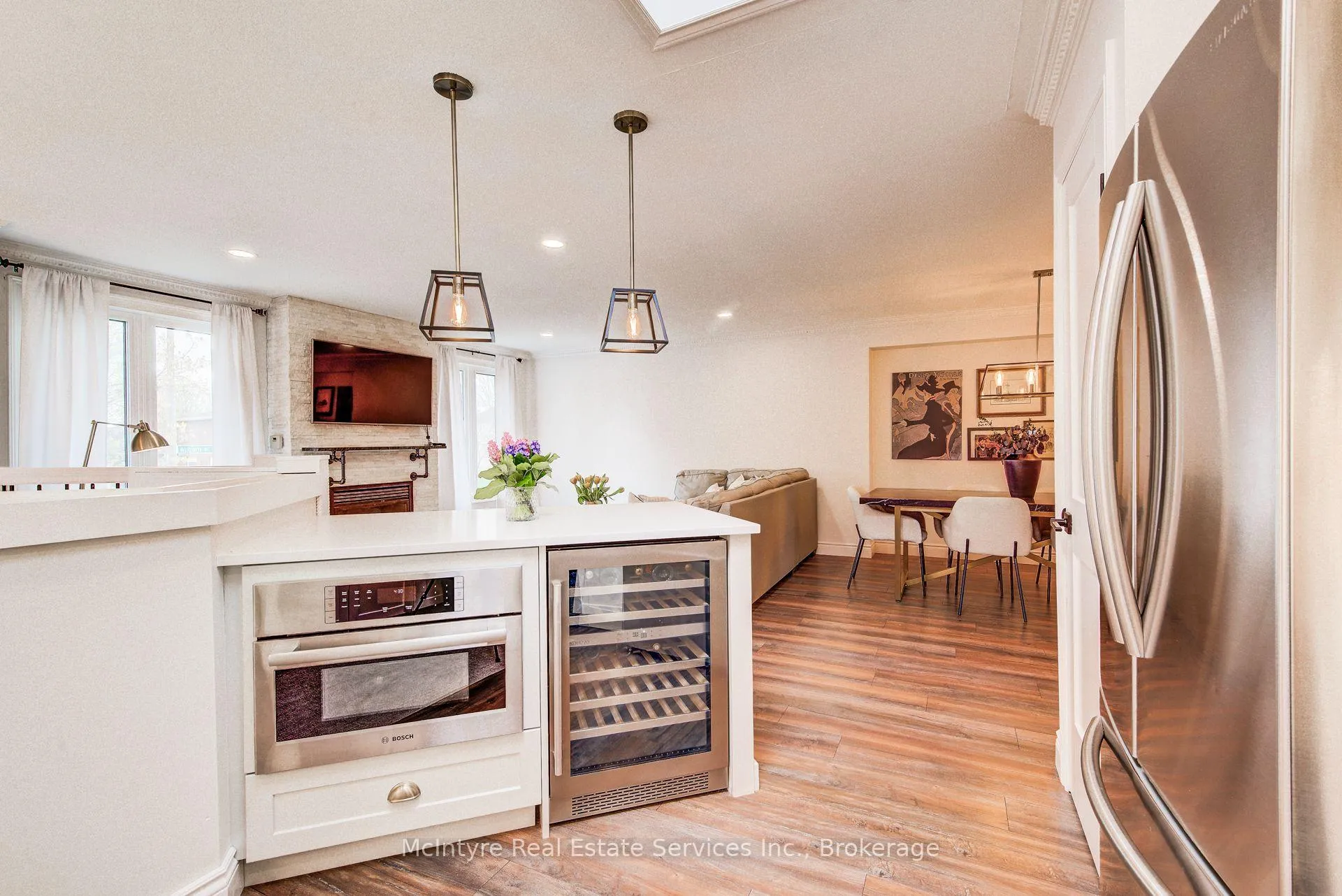 Photo 19 of 350 Auburn Drive, Waterloo — HOMEH