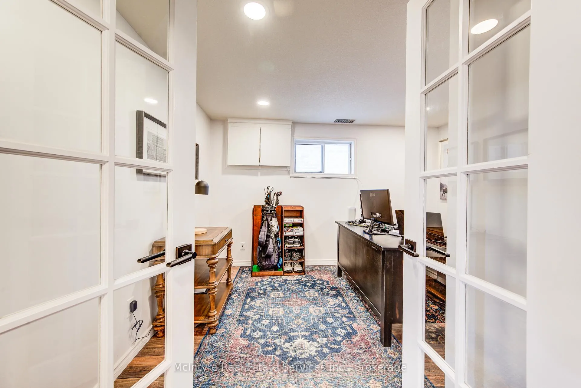 Photo 37 of 350 Auburn Drive, Waterloo — HOMEH