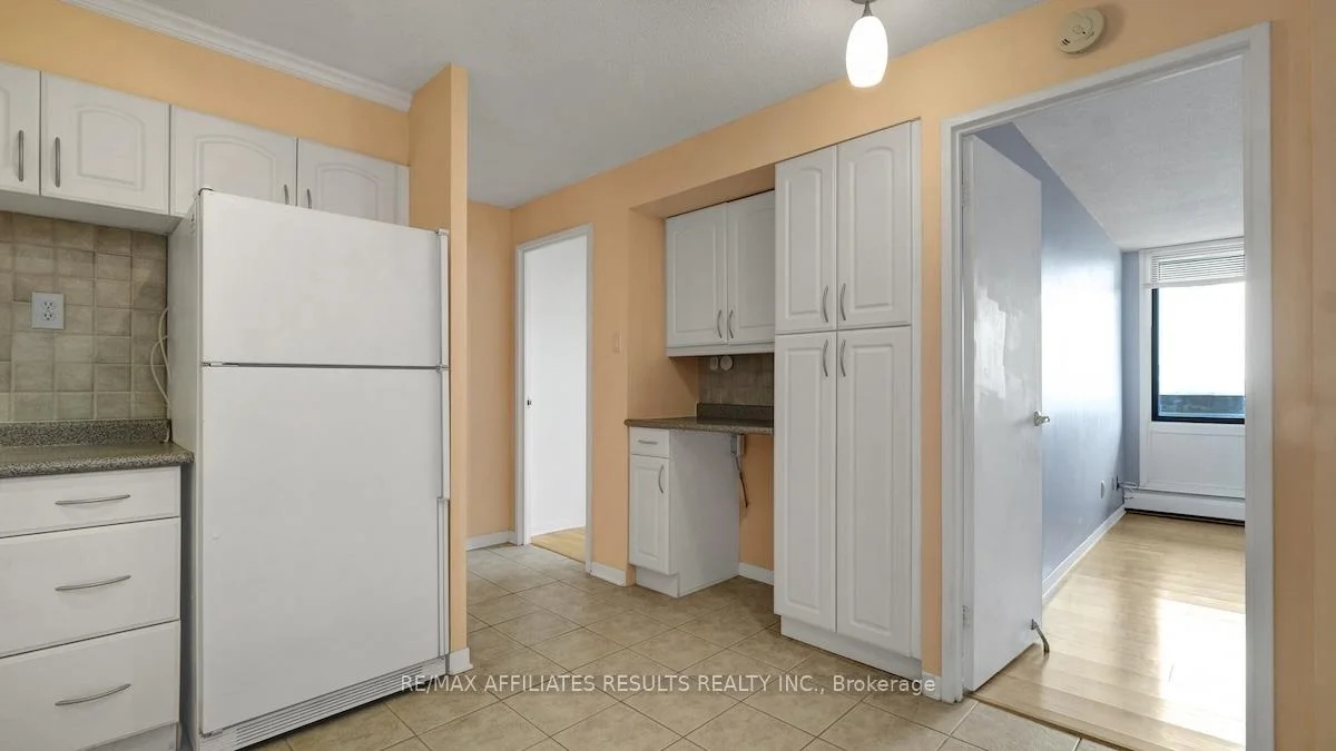 Photo 17 of Unit 2110, 415 Greenview Avenue, Ottawa, Britannia — HOMEH