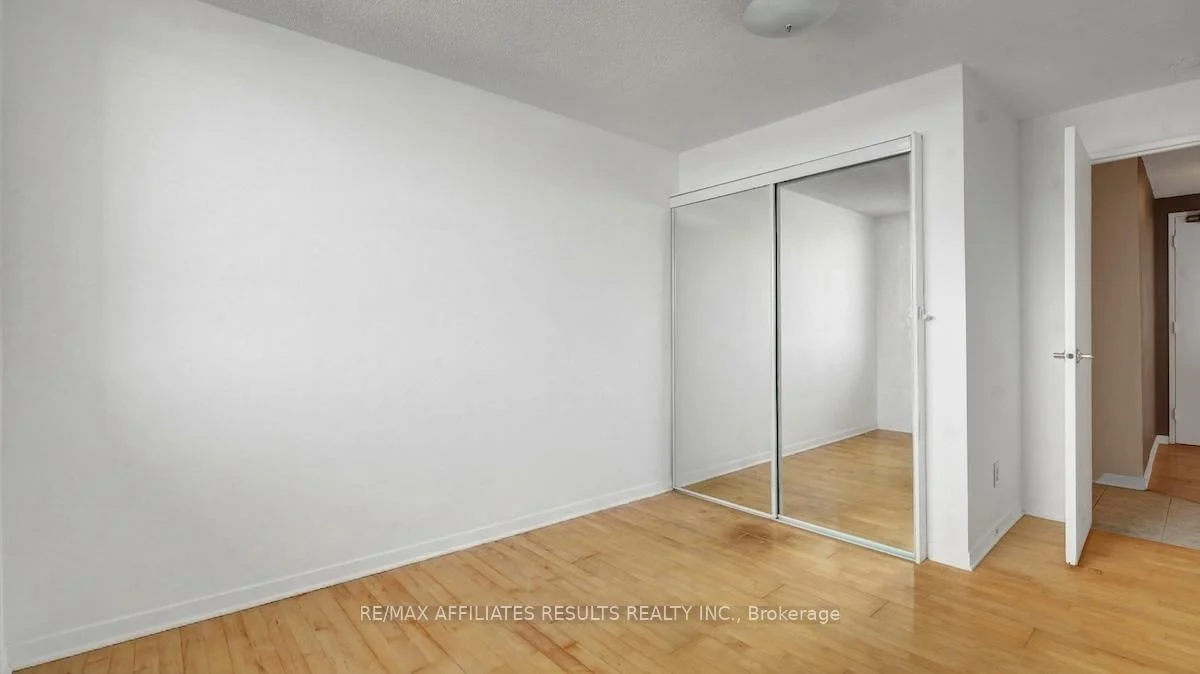 Photo 25 of Unit 2110, 415 Greenview Avenue, Ottawa, Britannia — HOMEH