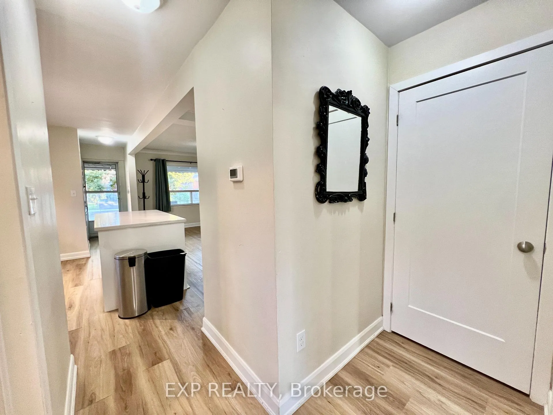 Photo 15 of 158 Hallmark Avenue, Etobicoke, Alderwood — HOMEH