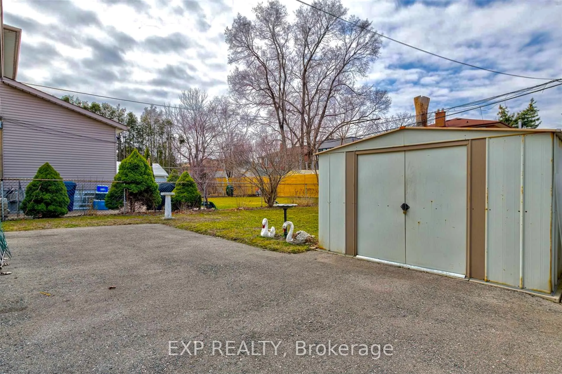 Photo 20 of 158 Hallmark Avenue, Etobicoke, Alderwood — HOMEH