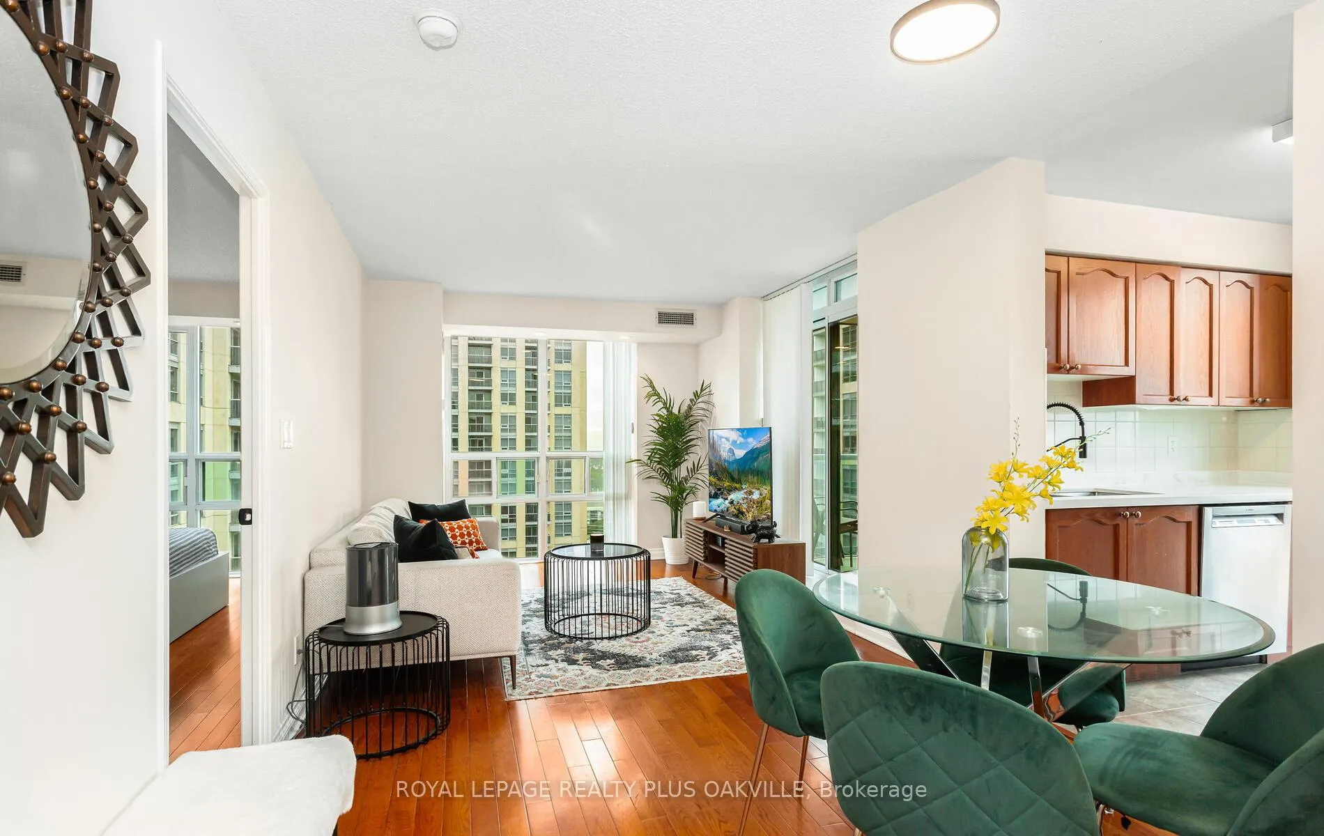 Photo 14 of Unit LPH07, 7 Michael Power Place, Etobicoke, Islington-City Centre West — HOMEH