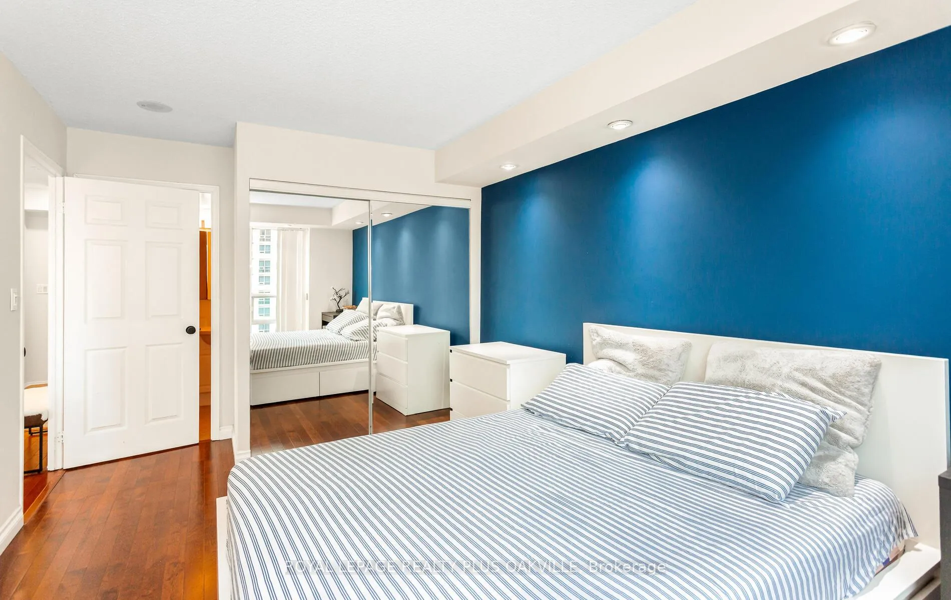 Photo 34 of Unit LPH07, 7 Michael Power Place, Etobicoke, Islington-City Centre West — HOMEH