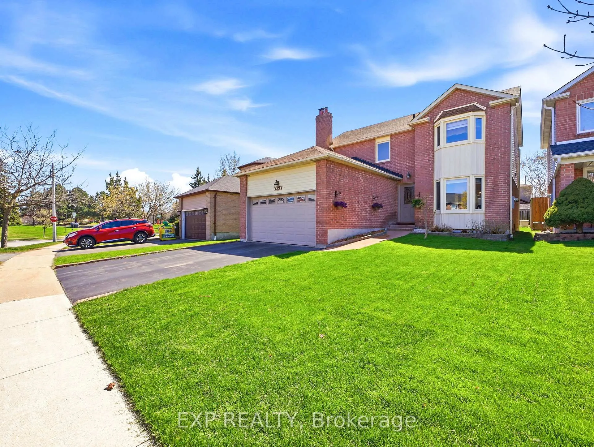 Photo 4 of 7327 Corrine Crescent, Mississauga, Meadowvale — HOMEH