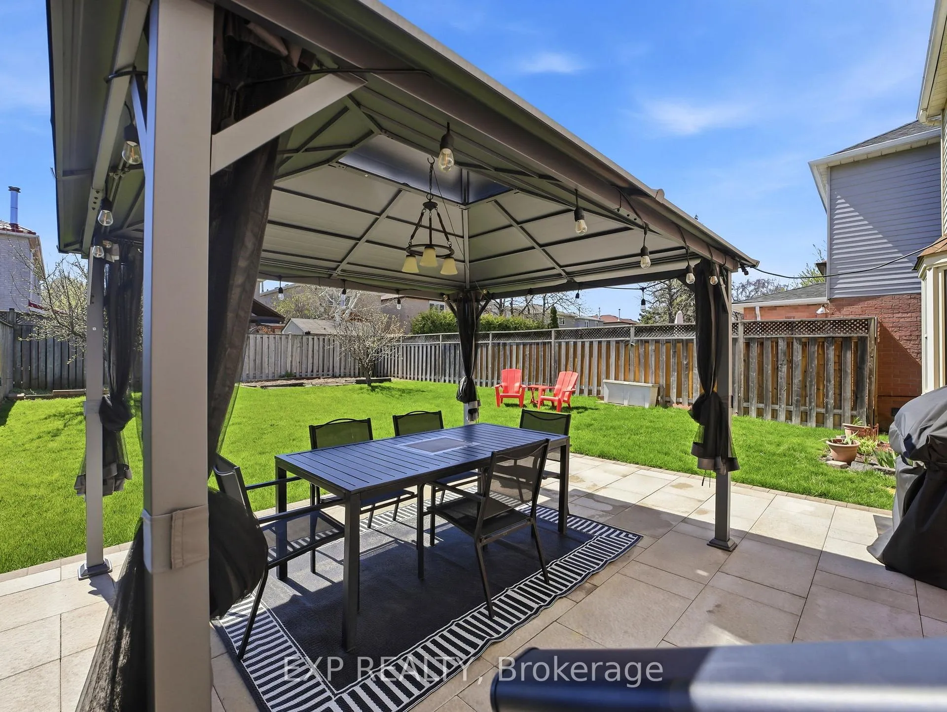 Photo 32 of 7327 Corrine Crescent, Mississauga, Meadowvale — HOMEH