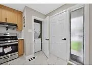 Photo 16 of 170 Fernwood Crescent, Hamilton, Hampton Heights — HOMEH