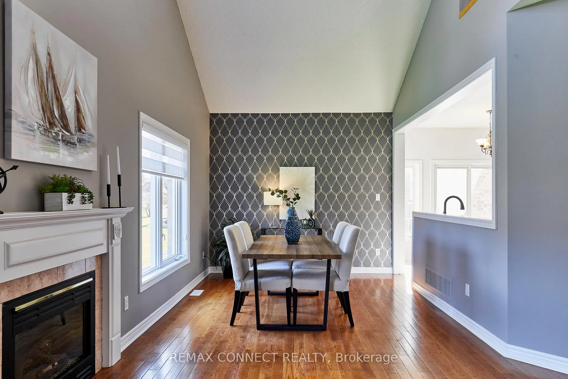 Photo 16 of 304 Waterbury Crescent, Scugog, Port Perry — HOMEH