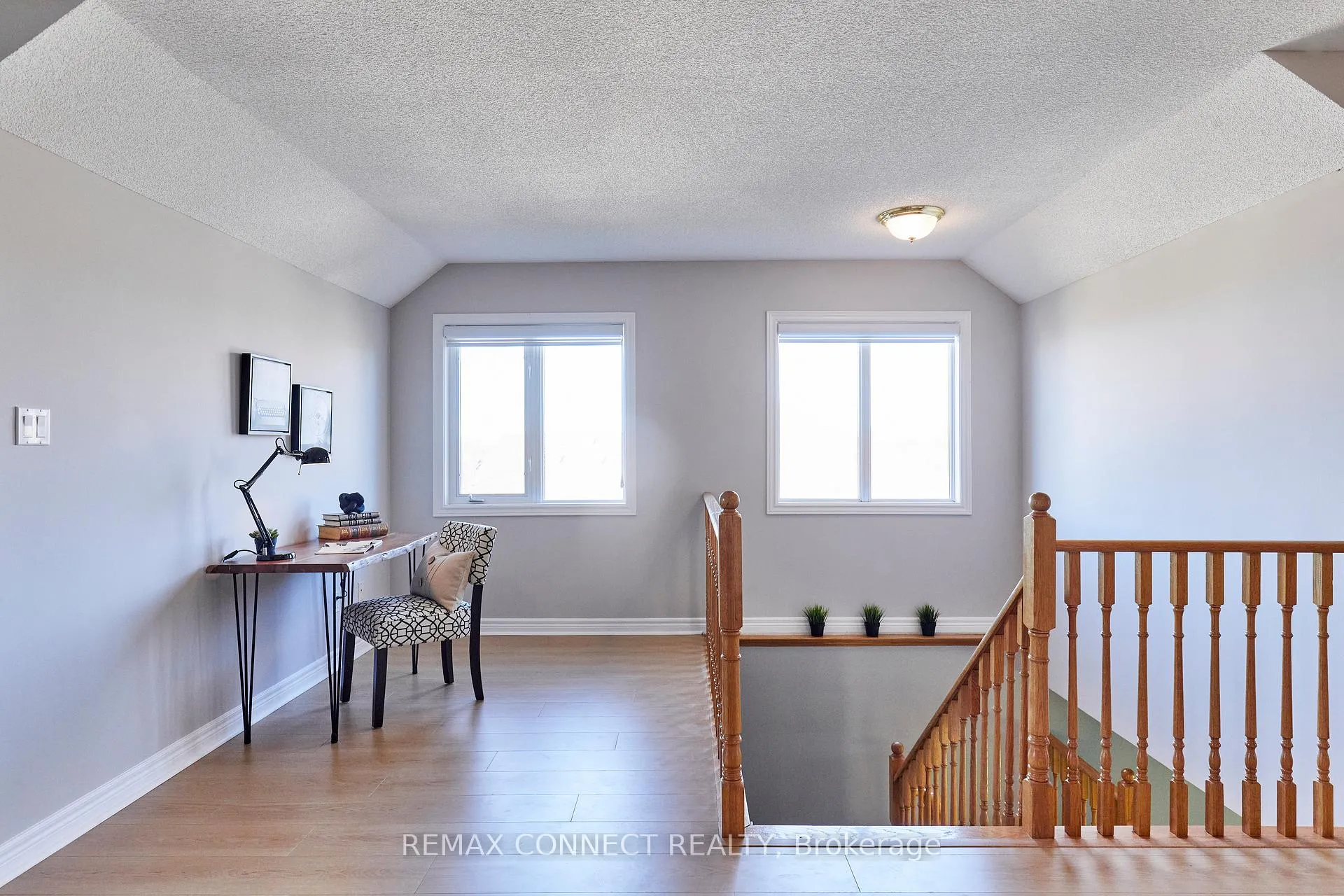 Photo 26 of 304 Waterbury Crescent, Scugog, Port Perry — HOMEH