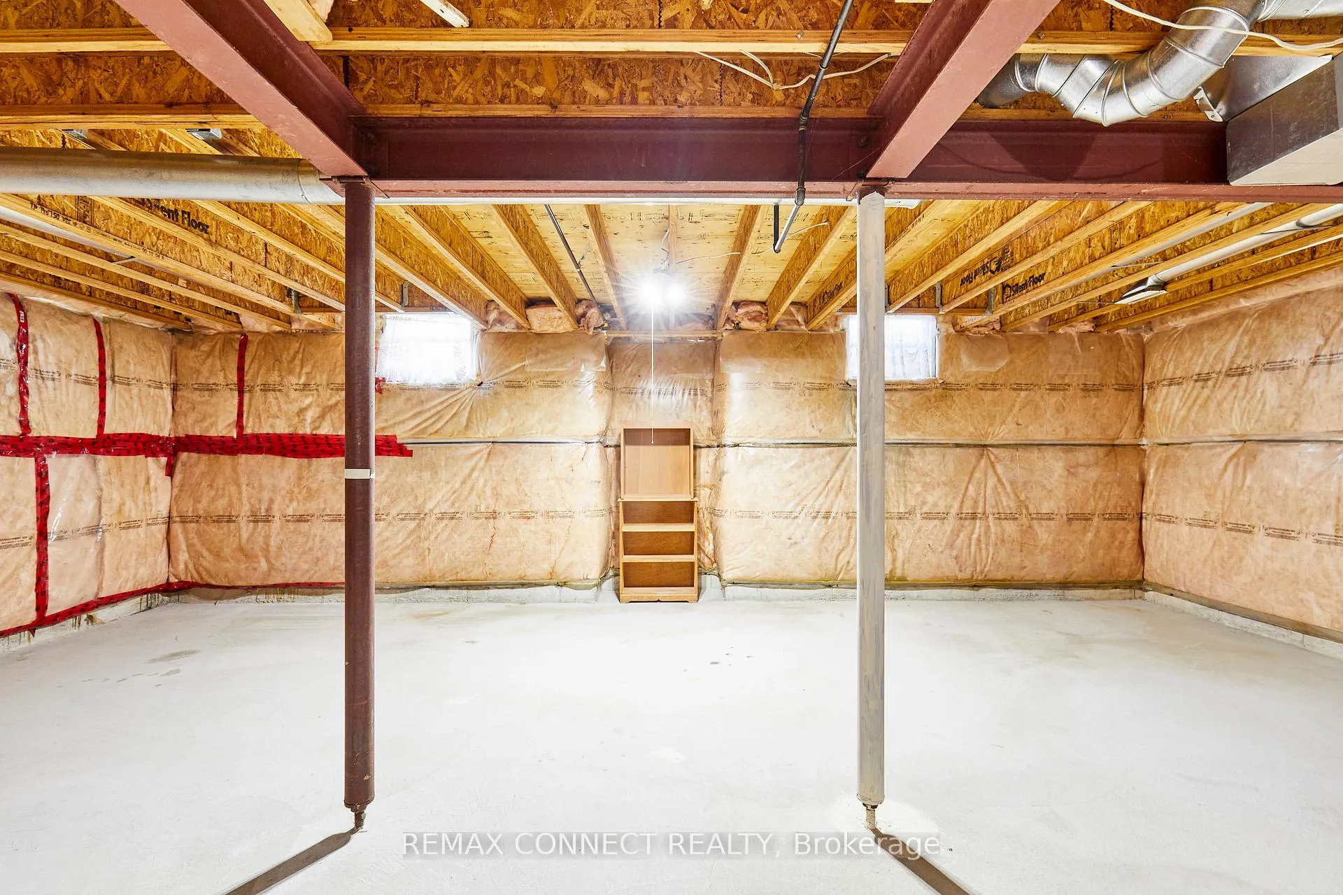 Photo 39 of 304 Waterbury Crescent, Scugog, Port Perry — HOMEH