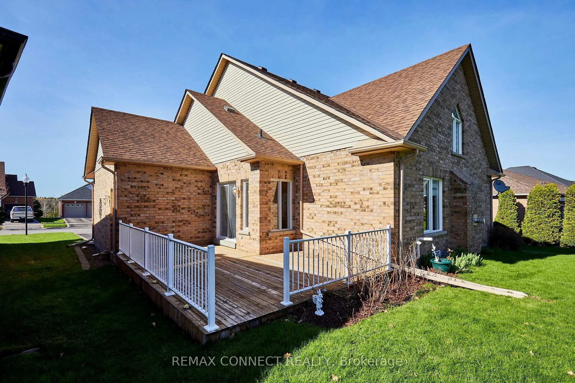 Photo 41 of 304 Waterbury Crescent, Scugog, Port Perry — HOMEH