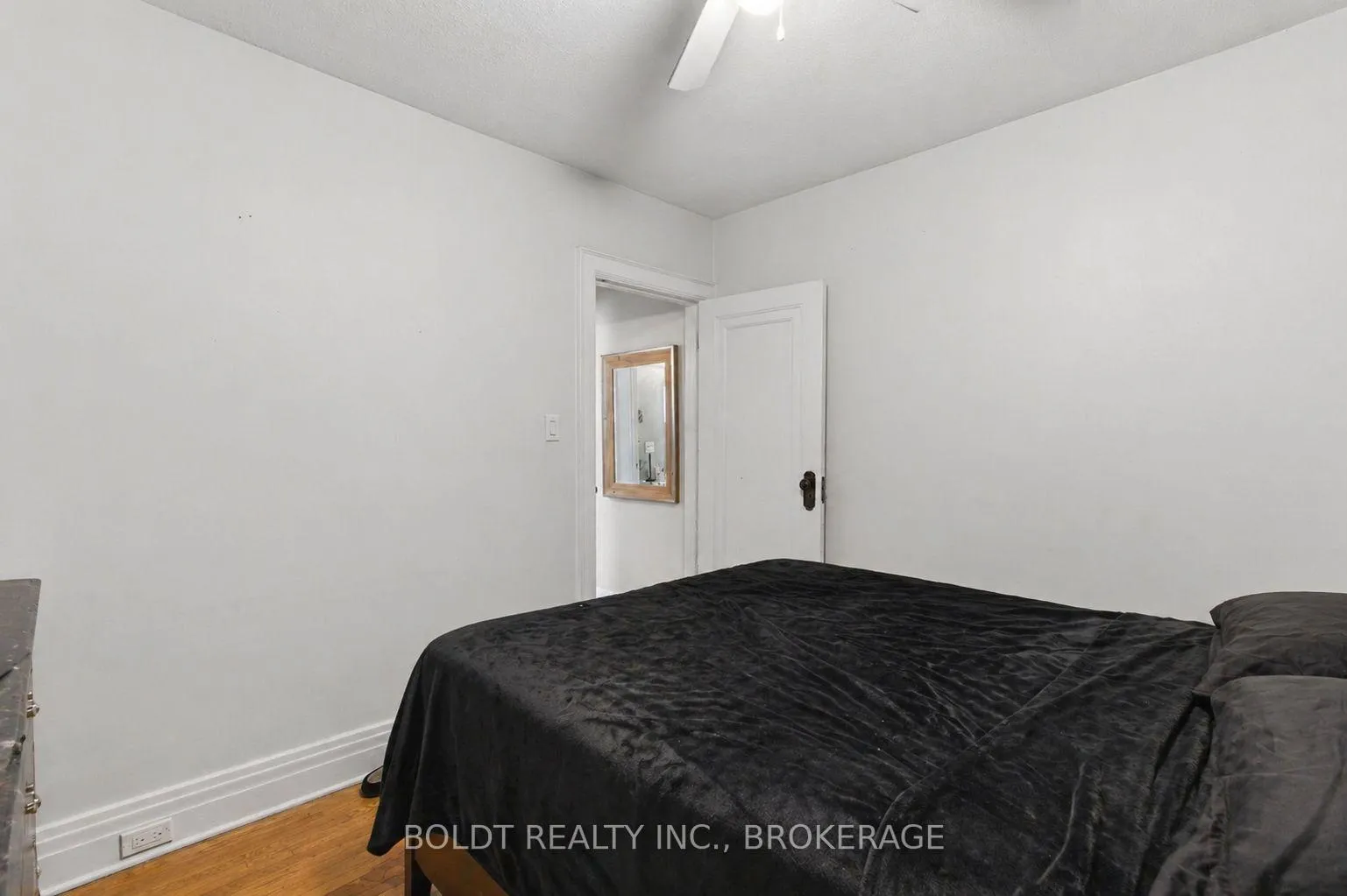 Photo 13 of 63 Permilla Street, St. Catharines, Ridley — HOMEH