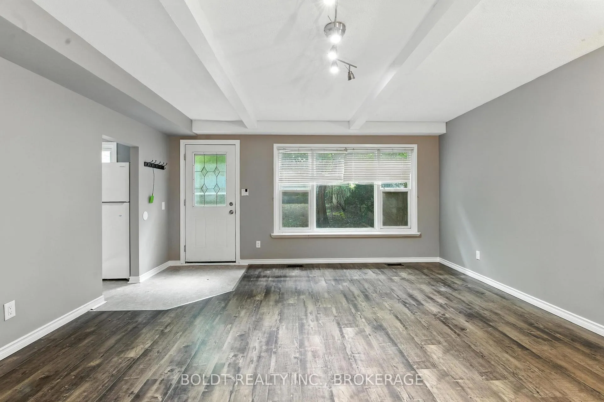 Photo 26 of 63 Permilla Street, St. Catharines, Ridley — HOMEH