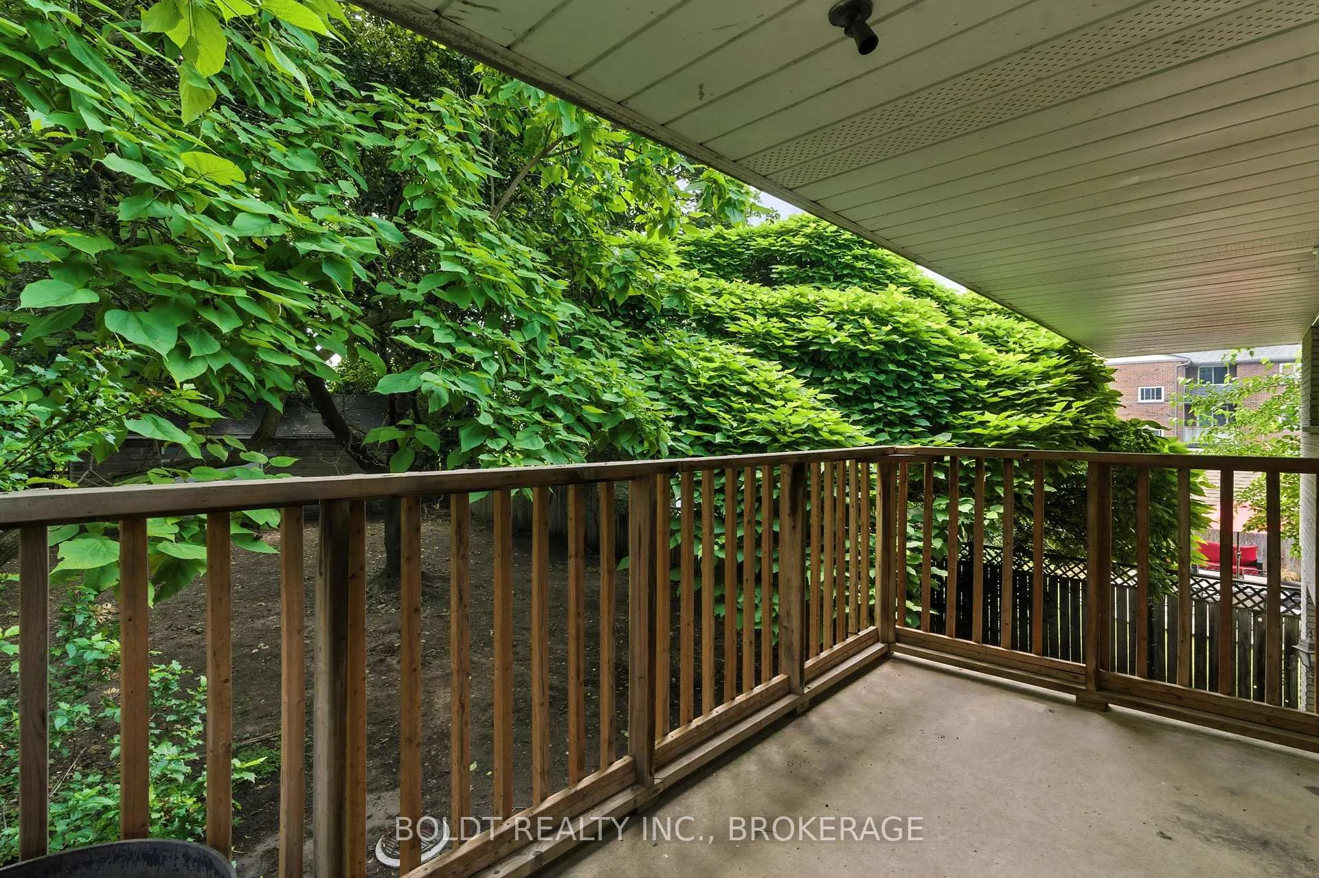 Photo 40 of 63 Permilla Street, St. Catharines, Ridley — HOMEH