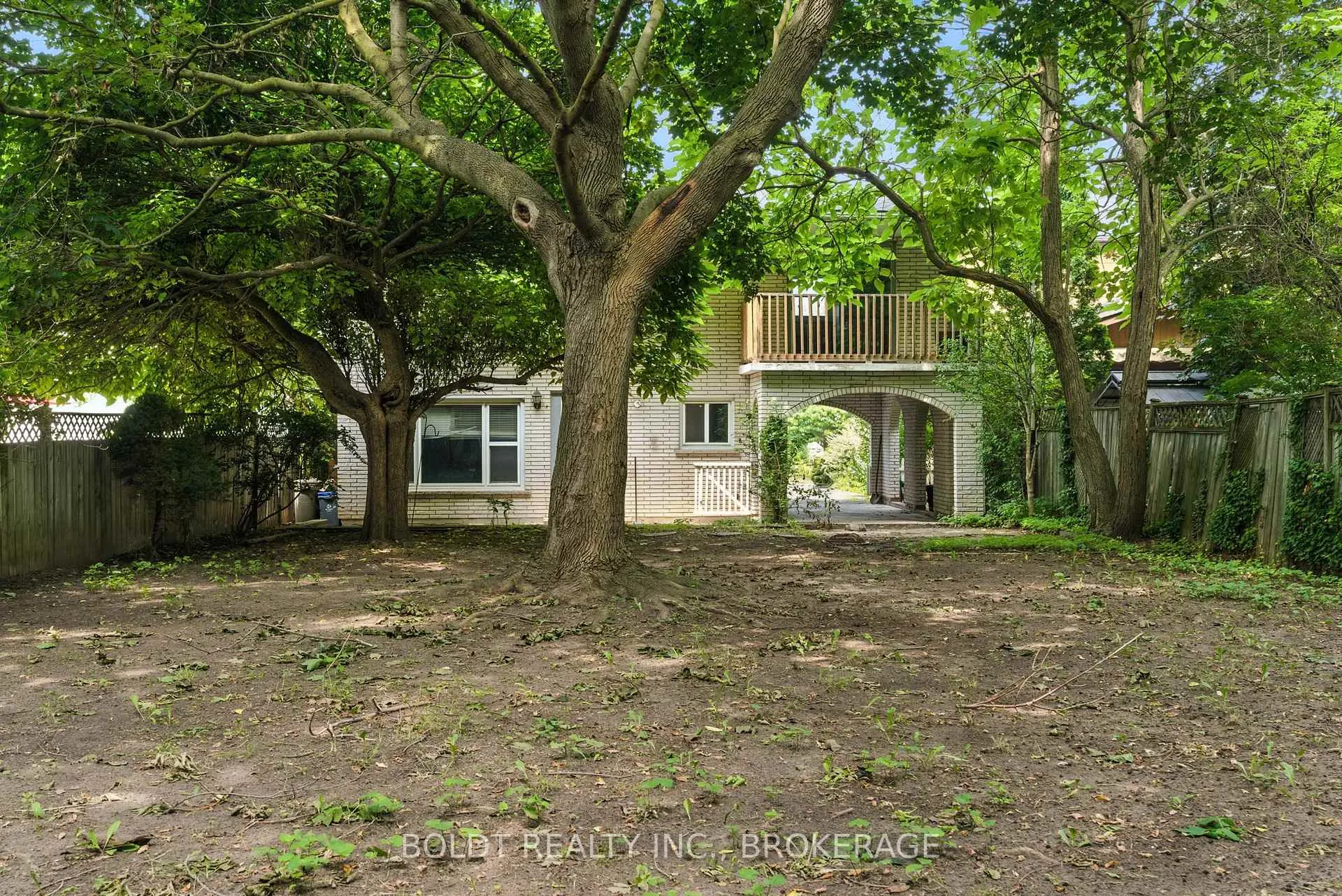 Photo 42 of 63 Permilla Street, St. Catharines, Ridley — HOMEH