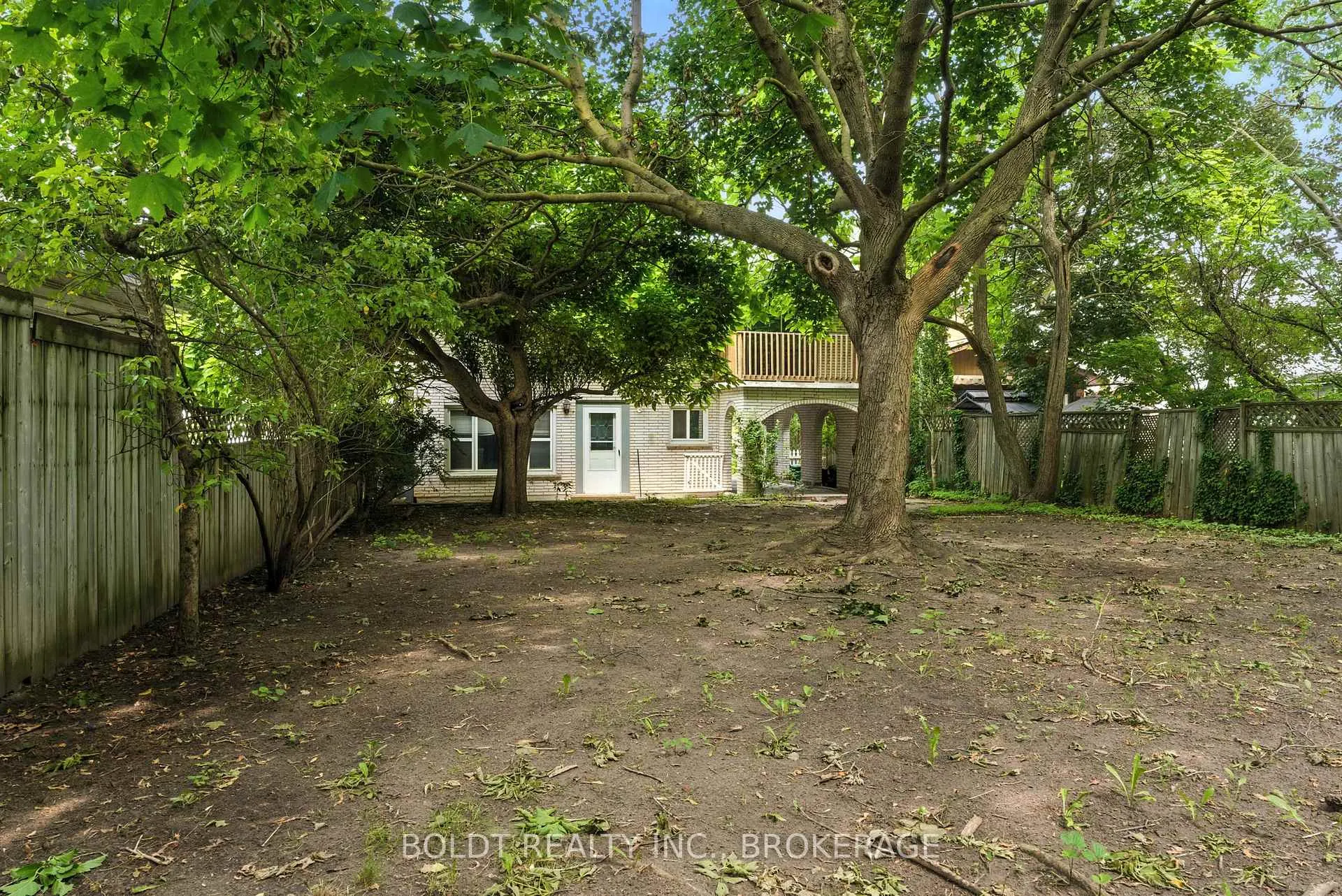 Photo 43 of 63 Permilla Street, St. Catharines, Ridley — HOMEH