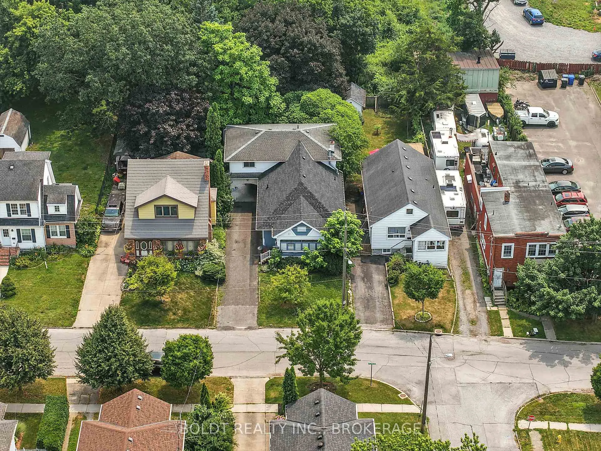 Photo 45 of 63 Permilla Street, St. Catharines, Ridley — HOMEH