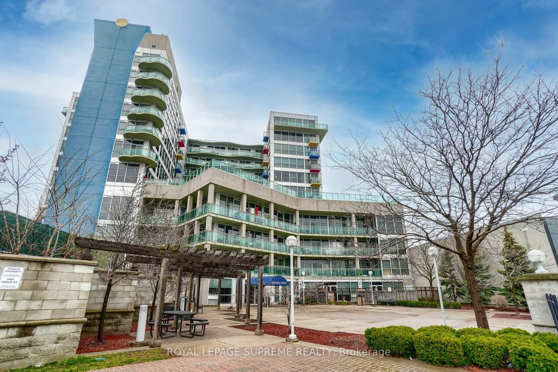 Front of Unit 605, 1600 Keele Street