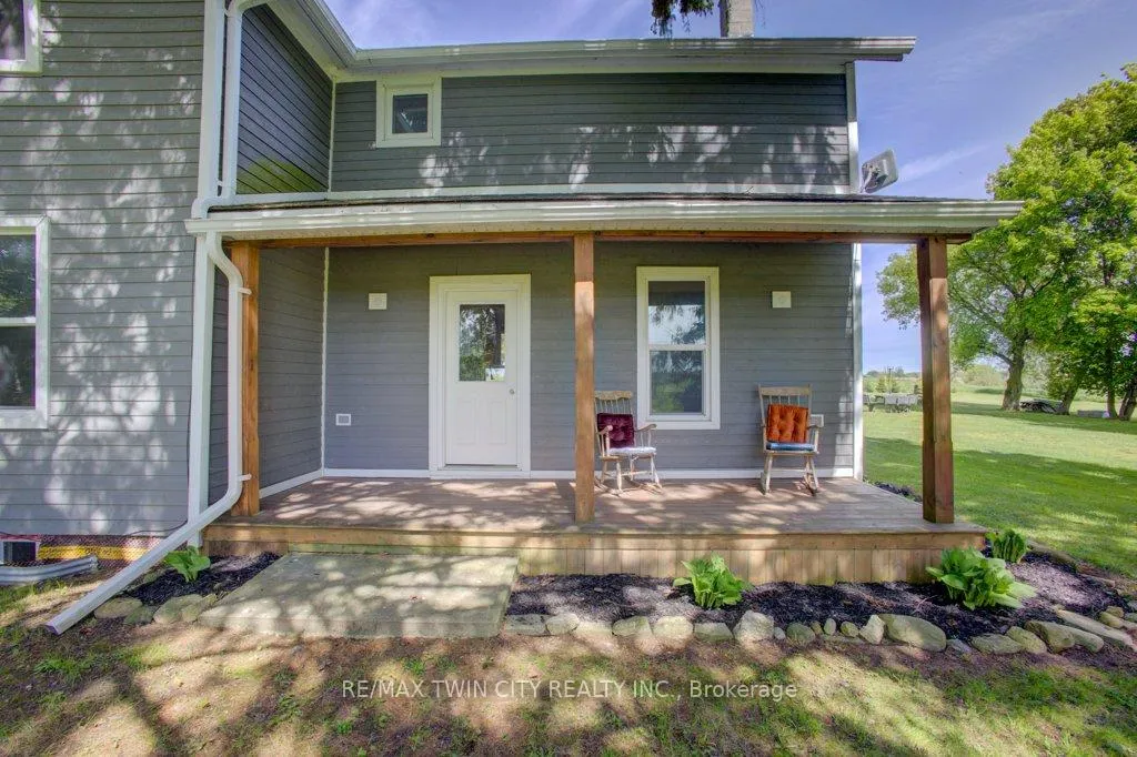 Photo 2 of 86561 London Road, North Huron, East Wawanosh — HOMEH