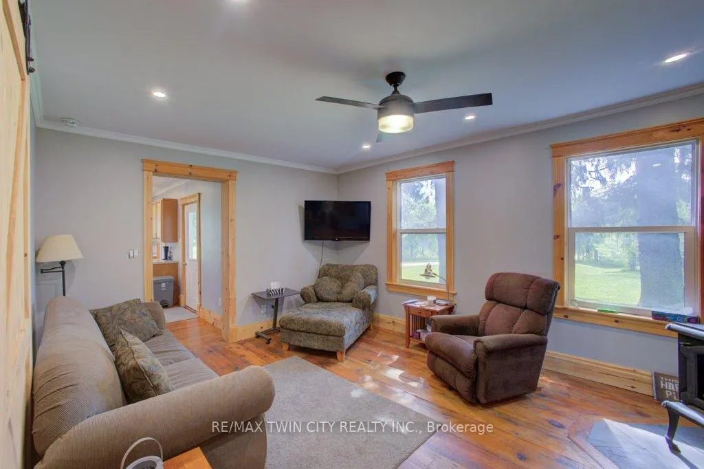 Photo 12 of 86561 London Road, North Huron, East Wawanosh — HOMEH