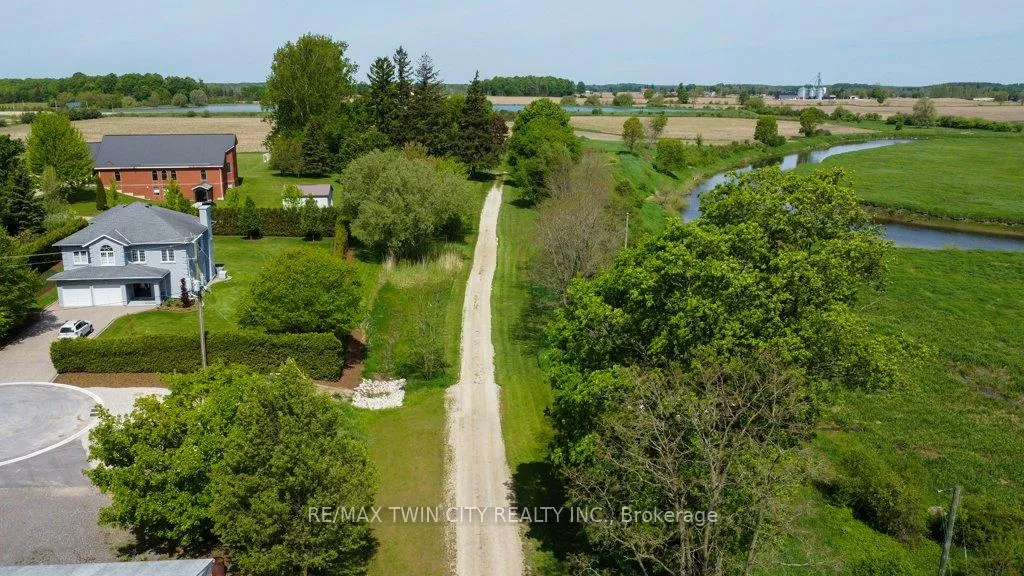 Photo 35 of 86561 London Road, North Huron, East Wawanosh — HOMEH