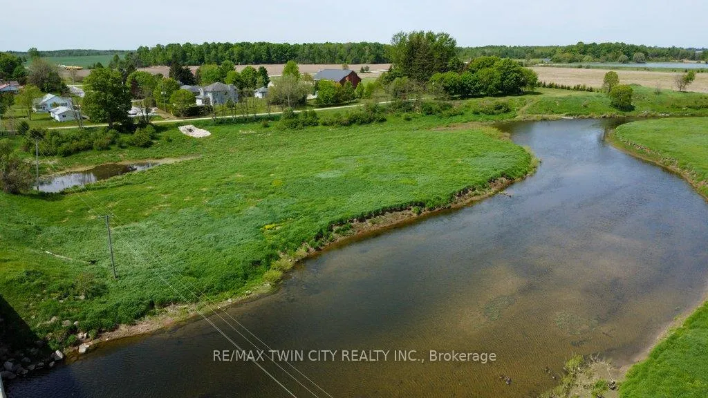 Photo 38 of 86561 London Road, North Huron, East Wawanosh — HOMEH