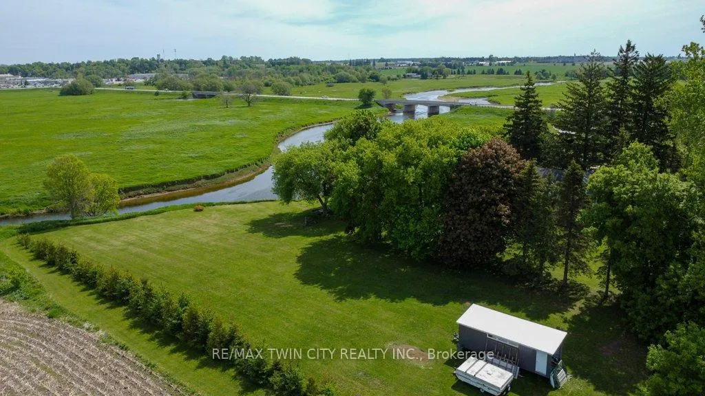 Photo 43 of 86561 London Road, North Huron, East Wawanosh — HOMEH