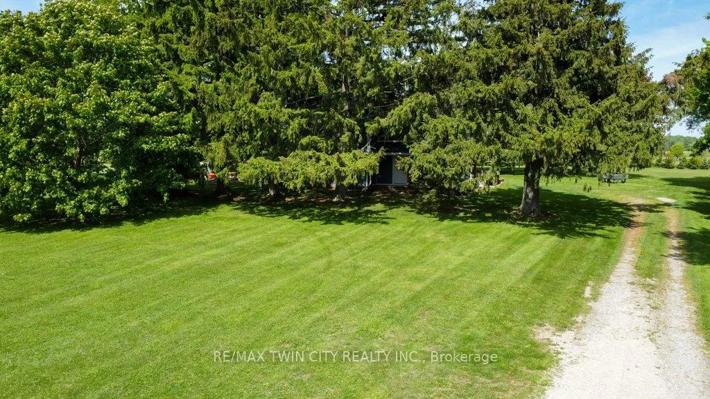 Photo 44 of 86561 London Road, North Huron, East Wawanosh — HOMEH