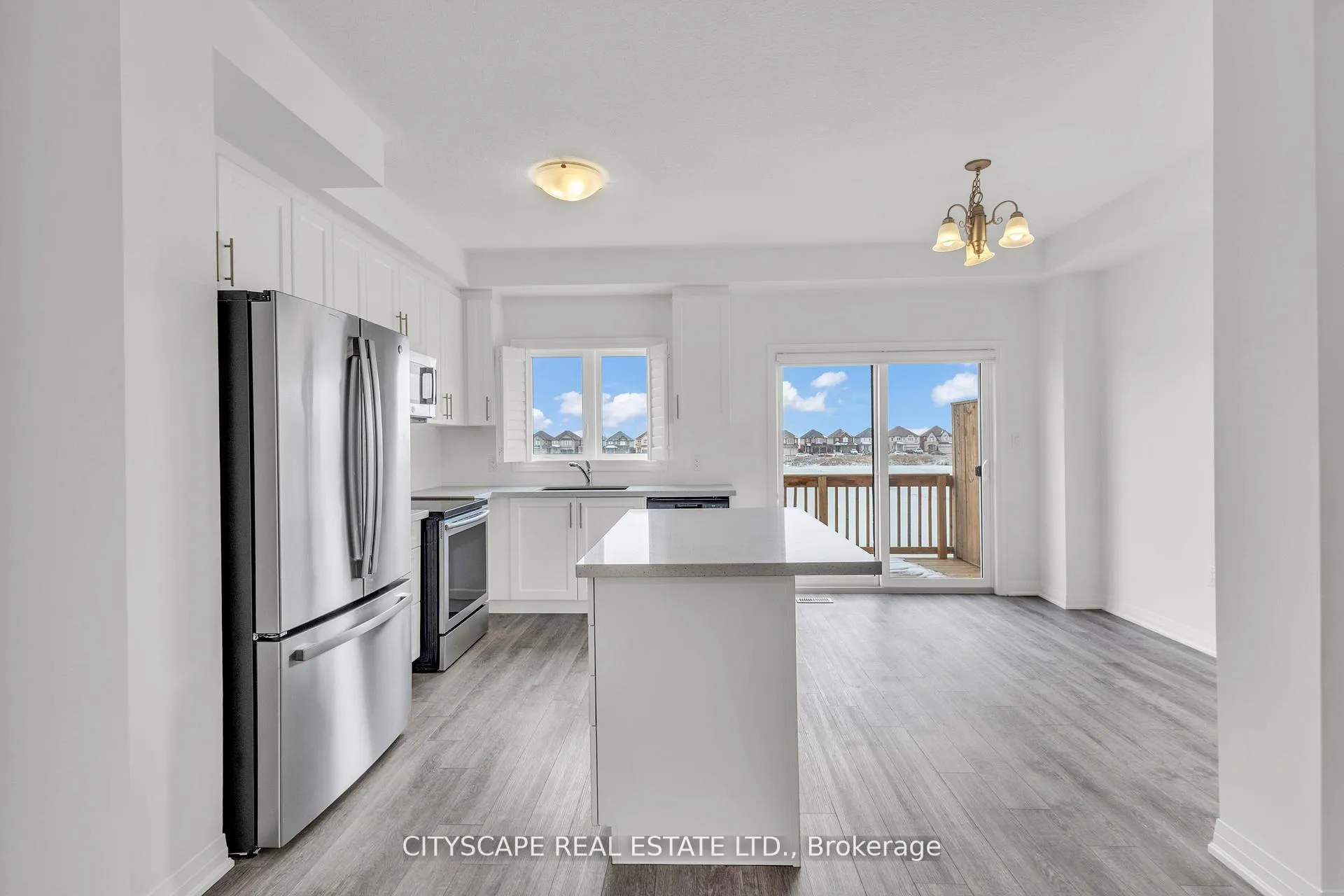 Photo 15 of 34 Laguna Village Crescent, Hamilton, Rural Glanbrook — HOMEH