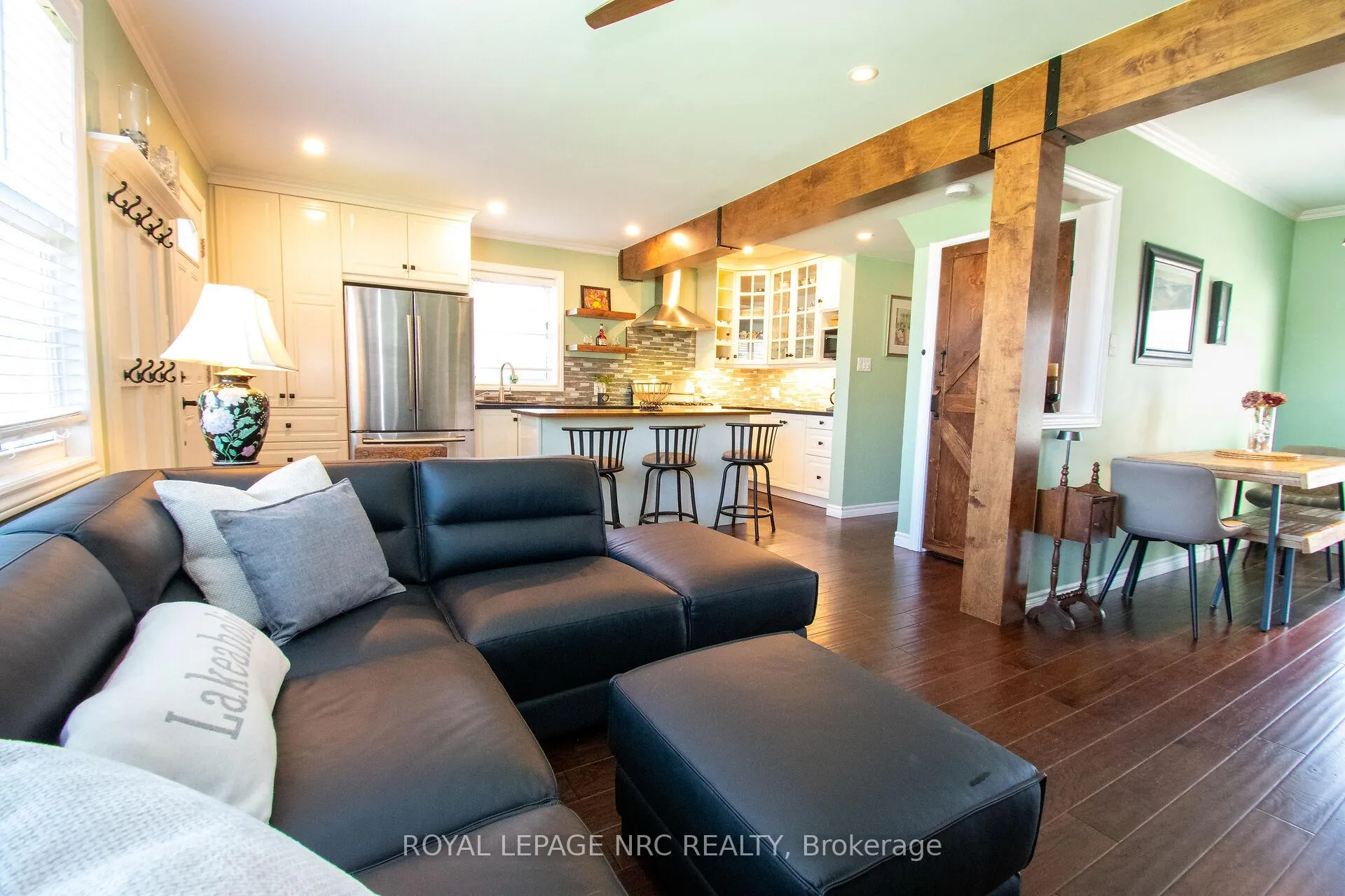 Photo 11 of 10 Blain Place N, St. Catharines, E. Chester — HOMEH
