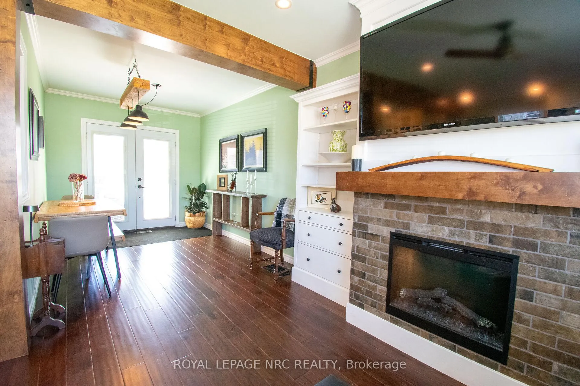 Photo 16 of 10 Blain Place N, St. Catharines, E. Chester — HOMEH