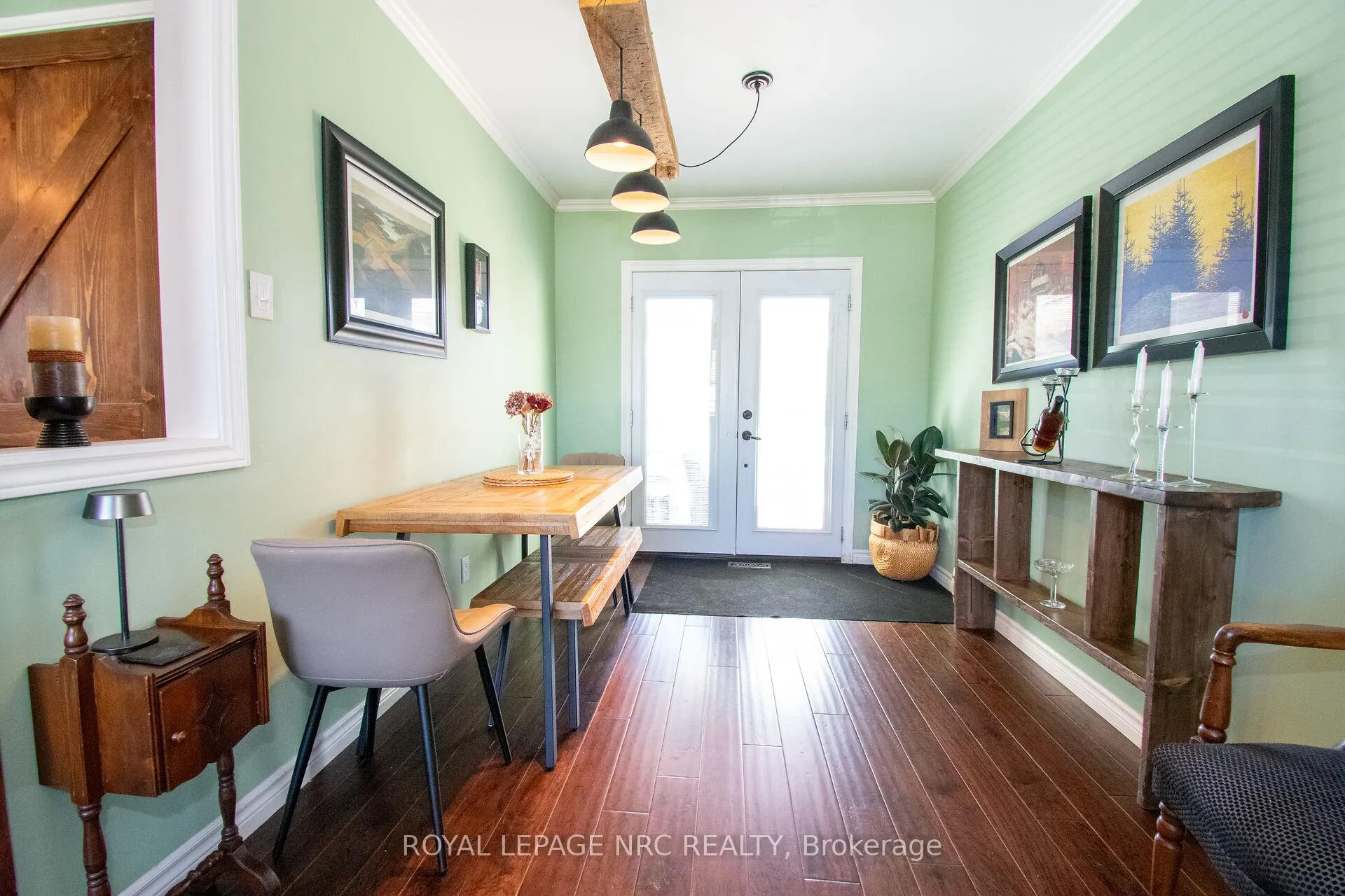 Photo 17 of 10 Blain Place N, St. Catharines, E. Chester — HOMEH