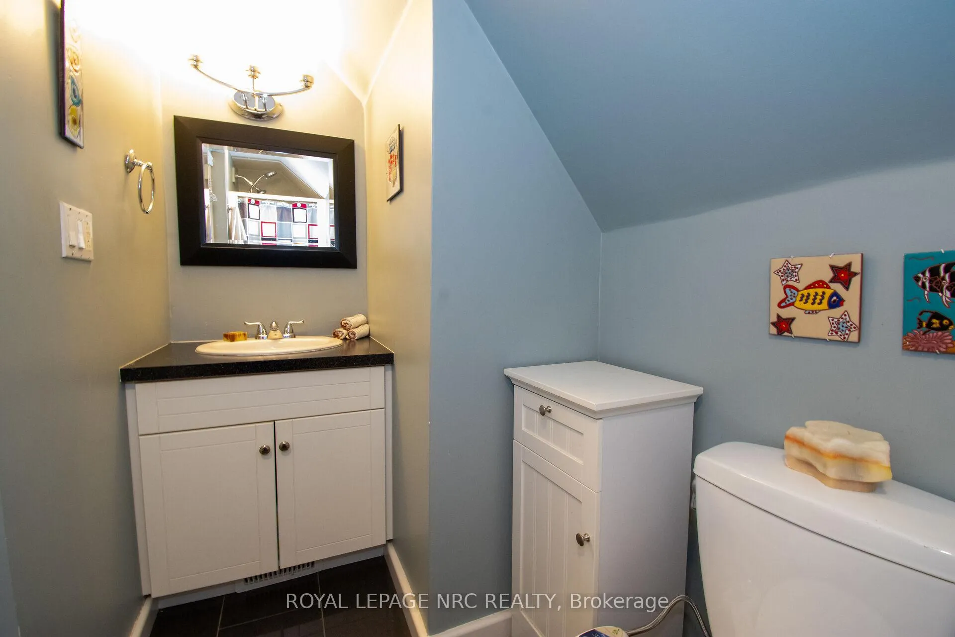 Photo 30 of 10 Blain Place N, St. Catharines, E. Chester — HOMEH