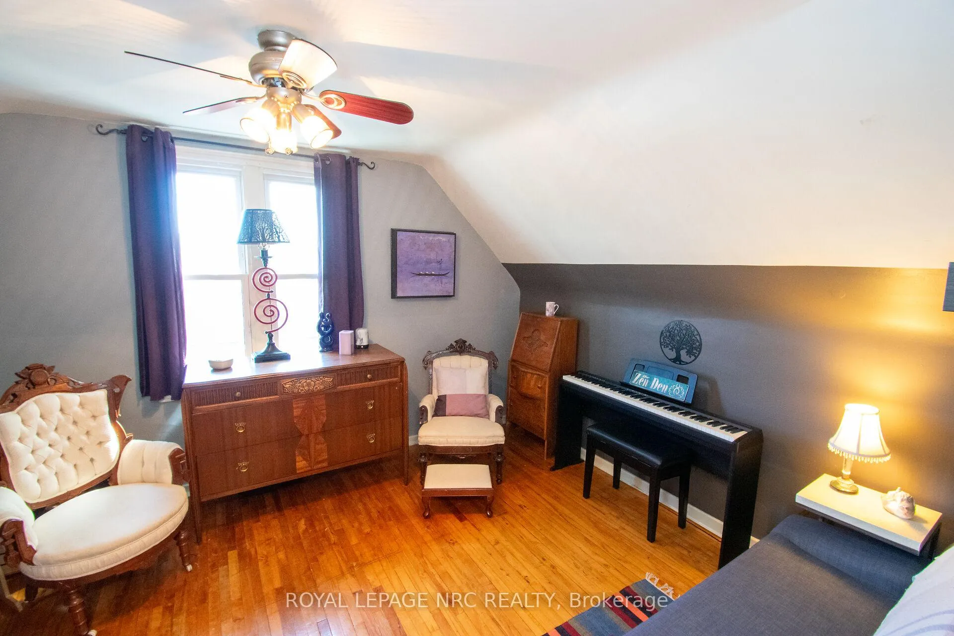 Photo 31 of 10 Blain Place N, St. Catharines, E. Chester — HOMEH